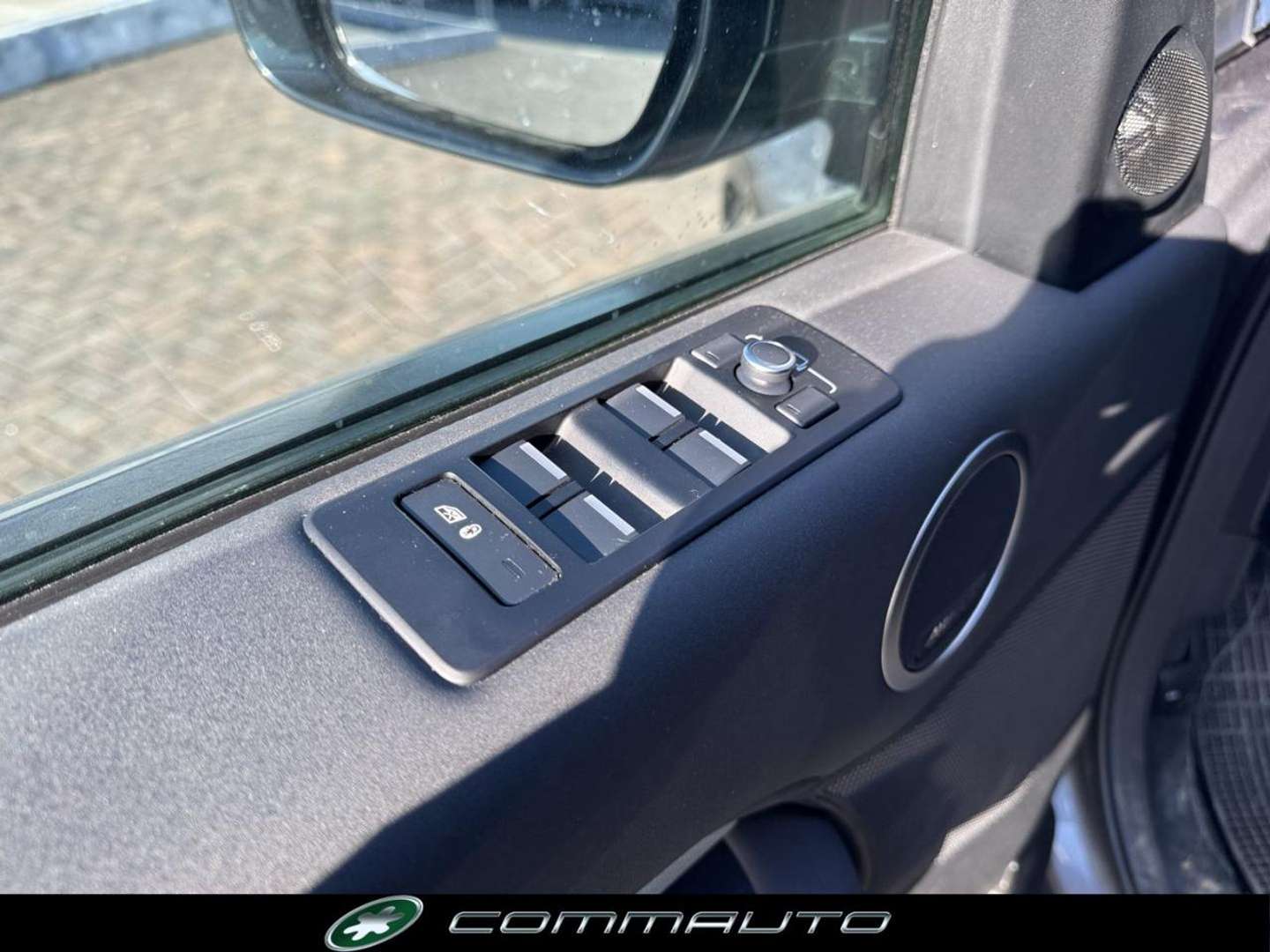 Land Rover Discovery Landmark Edition 3.0 SDV6 306 CV - 2020 - Joinsteer - #8