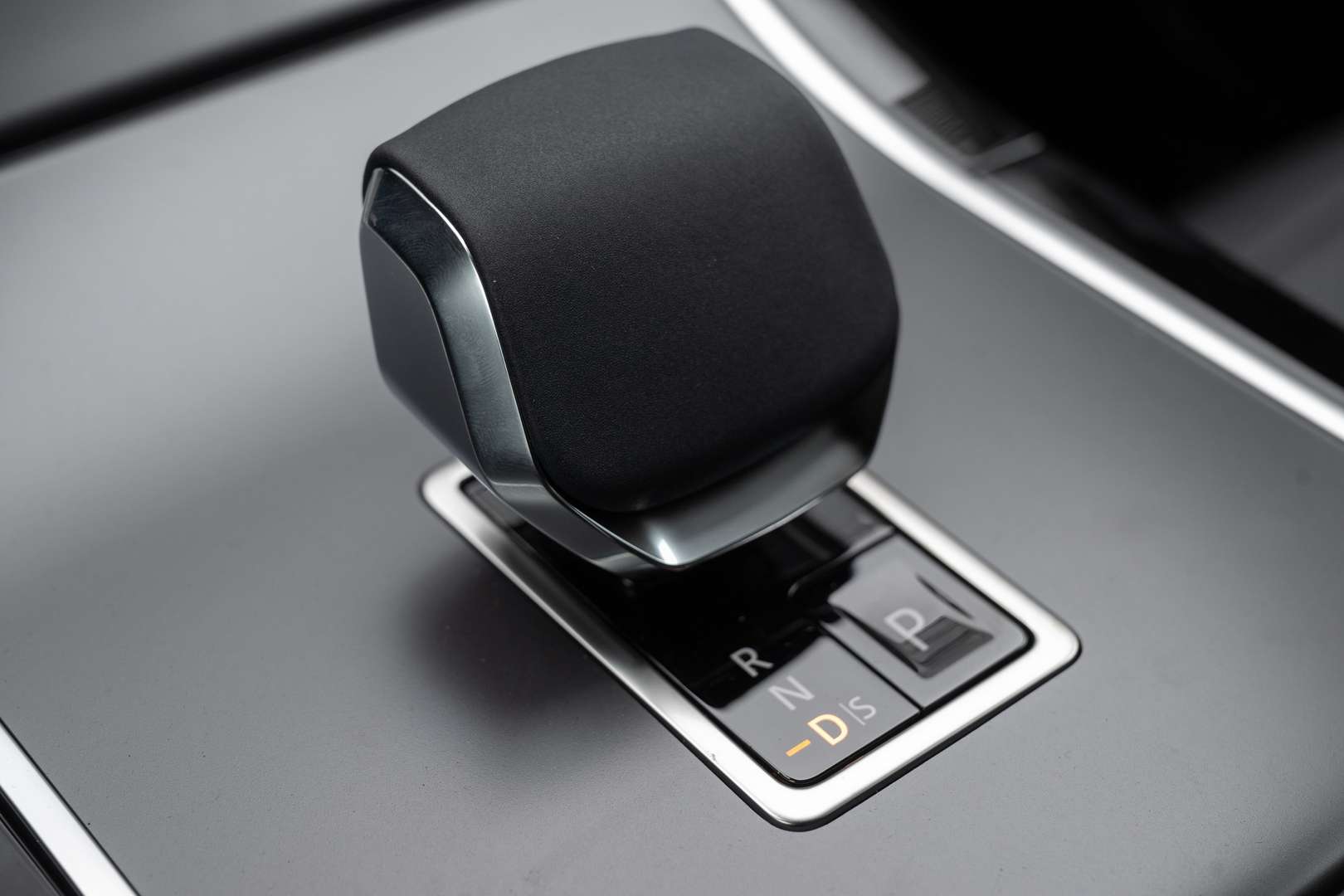 Land Rover Range Rover Evoque D200 R-Dynamic SE - 2025 - Joinsteer - #21