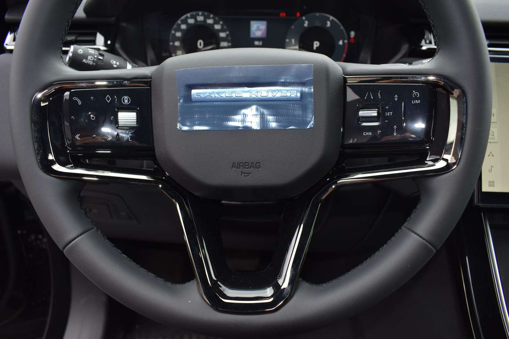 Land Rover Range Rover Velar S IVA ESPOSTA 2.0D I4 204 CV - 2025 - Joinsteer - #10