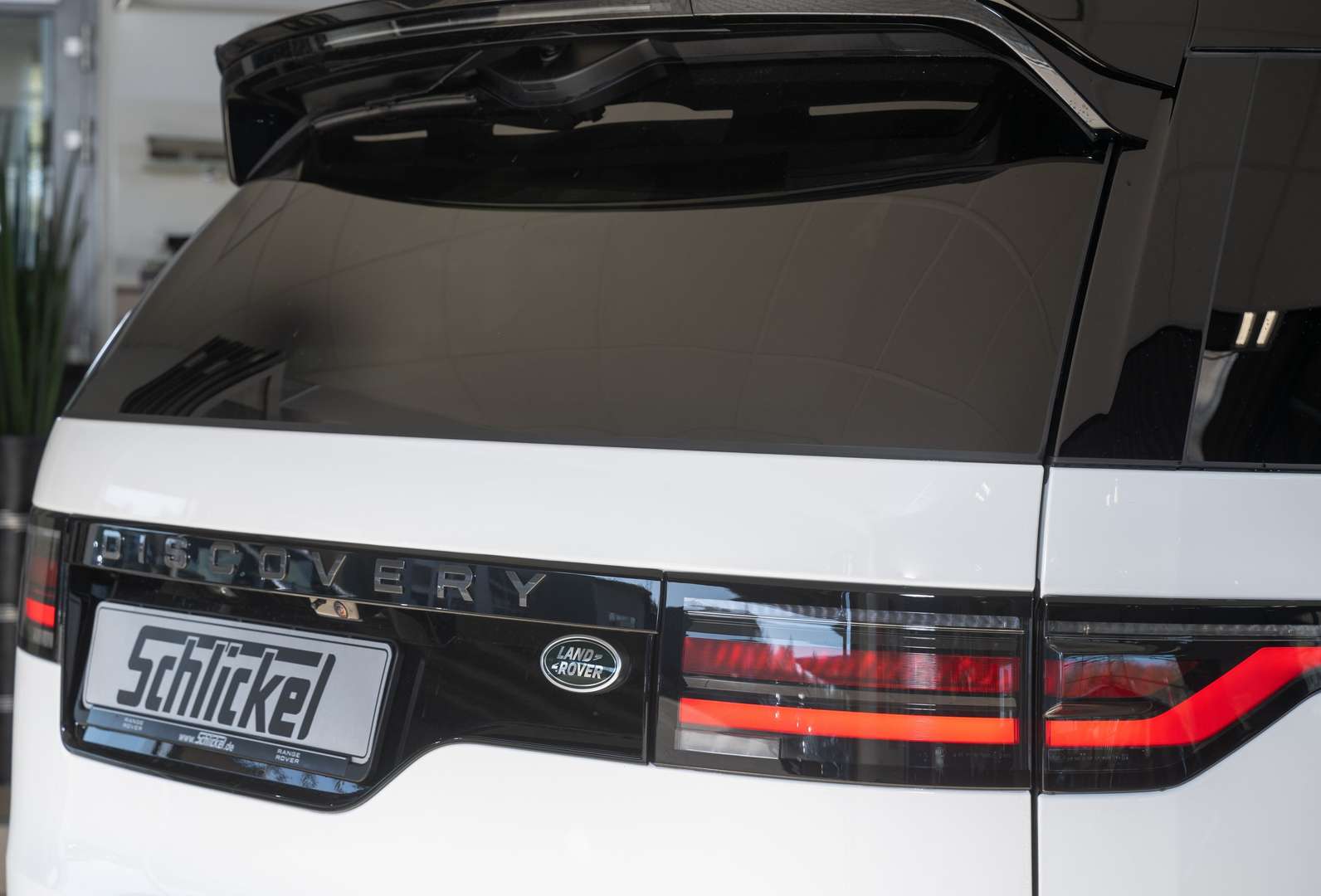 Land Rover Discovery R-DYNAMIC SE D250 - 2023 - Joinsteer - #7