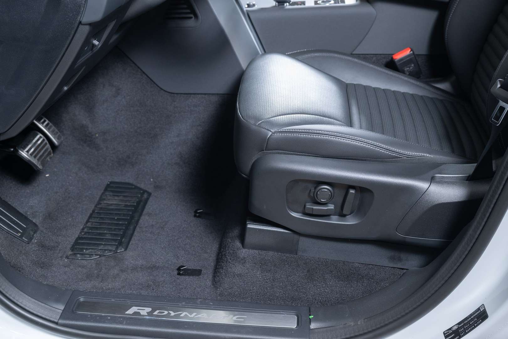 Land Rover Discovery R-DYNAMIC SE D250 - 2023 - Joinsteer - #16