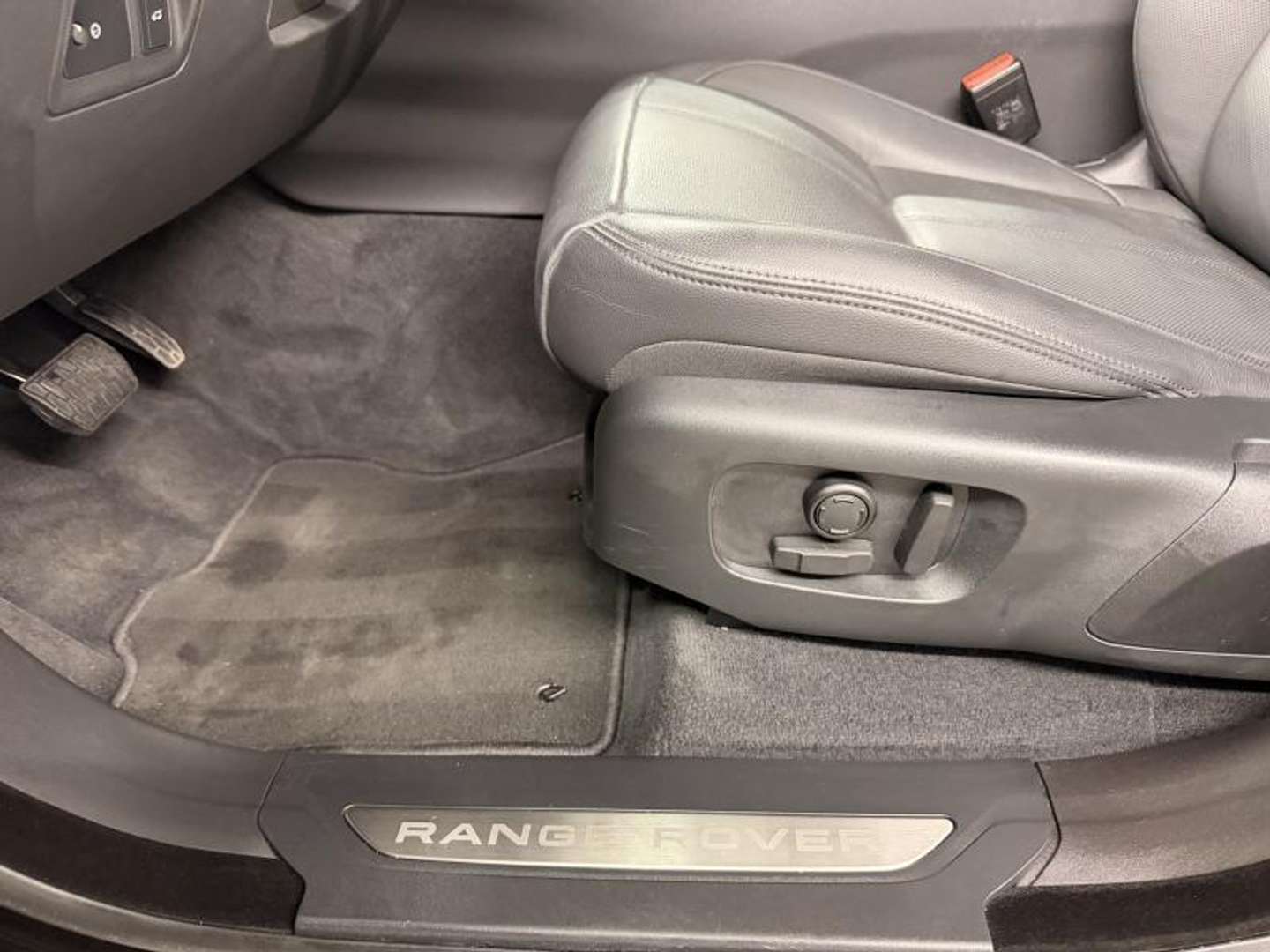 Land Rover Range Rover Velar 24MY P400e S AWD Auto - 2023 - Joinsteer - #13