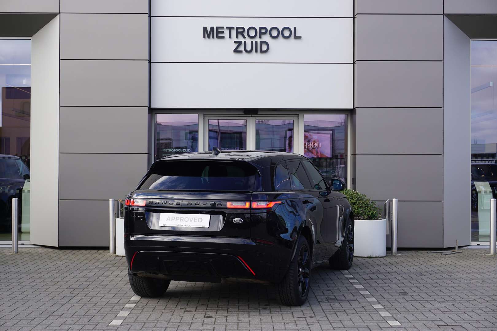 Land Rover Range Rover Velar R-Dynamic SE P250 - 2022 - Joinsteer - #2
