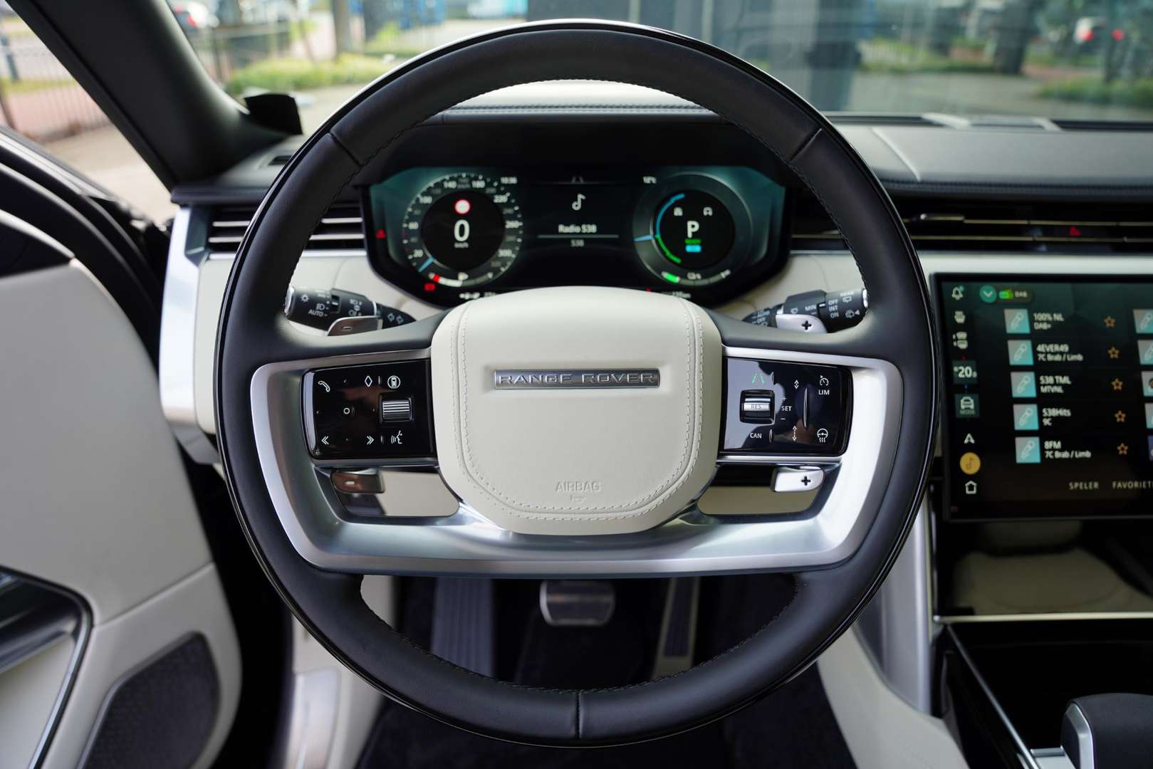 Land Rover Range Rover P550 E Autobiography - 2026 - Joinsteer - #8