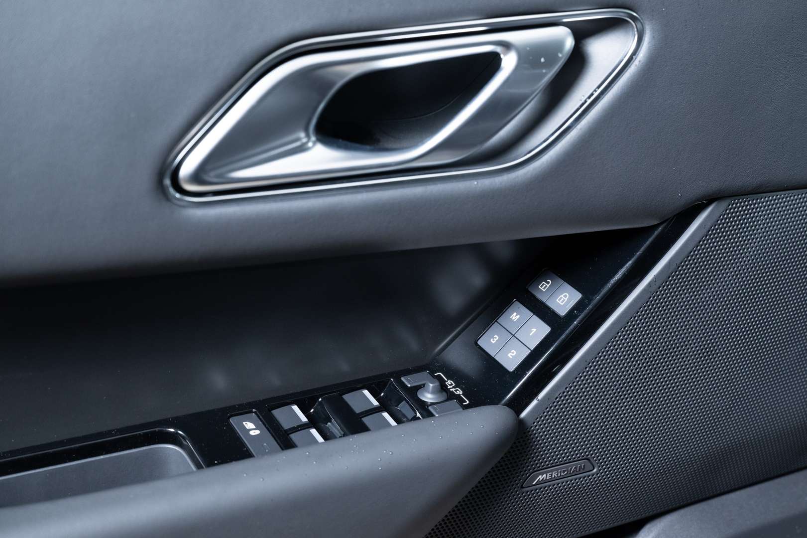 Land Rover Range Rover Velar Dynamic HSE Black Pack D300 AWD - 2024 - Joinsteer - #17