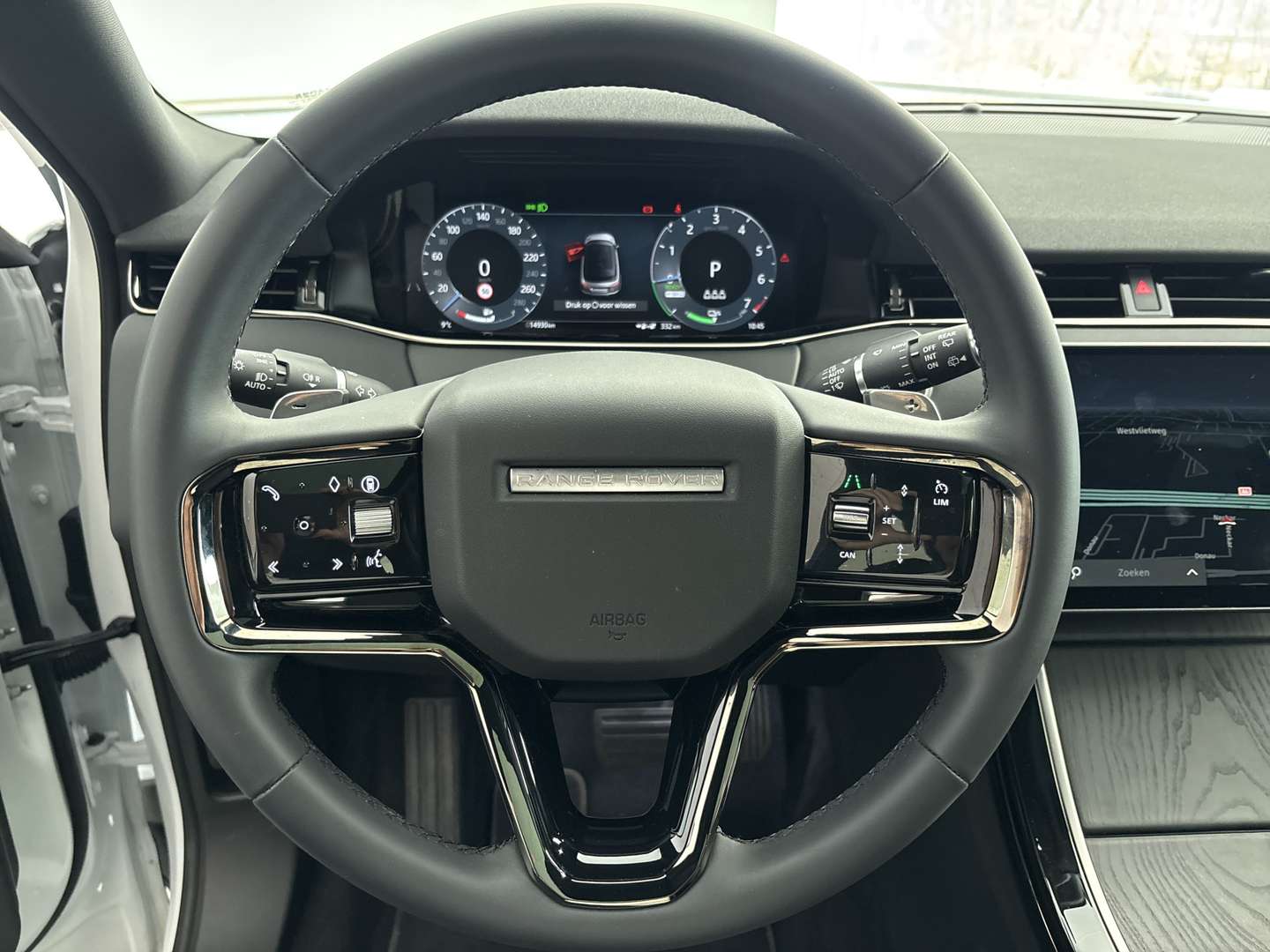 Land Rover Range Rover Evoque P270e PHEV AWD S Edition | Black Pack | Panorama - 2025 - Joinsteer - #9