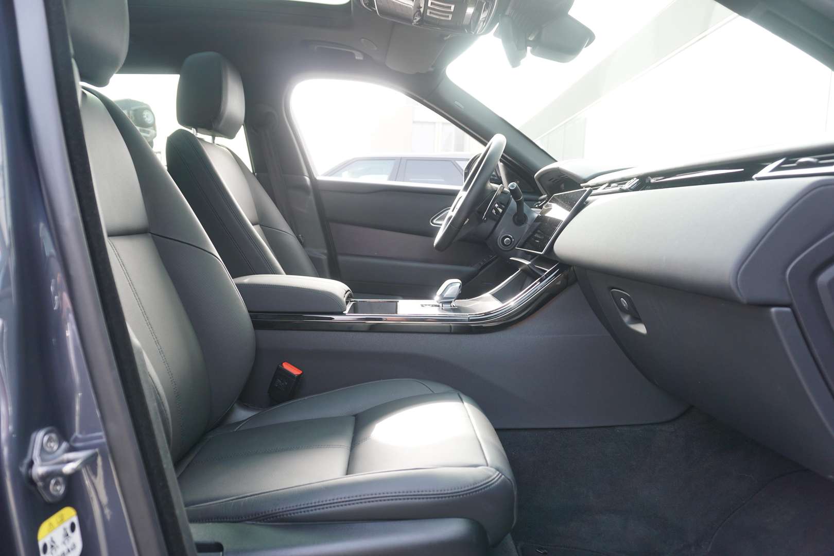 Land Rover Range Rover Velar Dynamic SE PHEV - 2025 - Joinsteer - #11