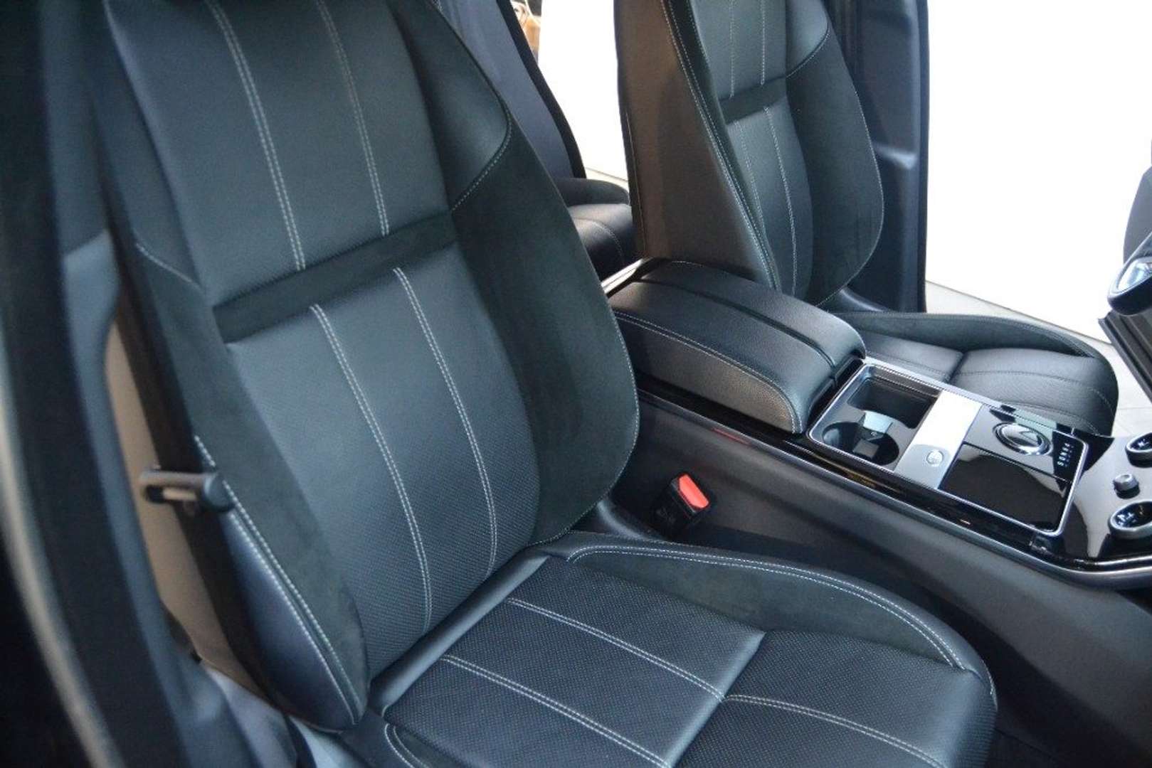 Land Rover Range Rover Velar R-Dynamic HSE 2.0D I4 180 CV - 2019 - Joinsteer - #10