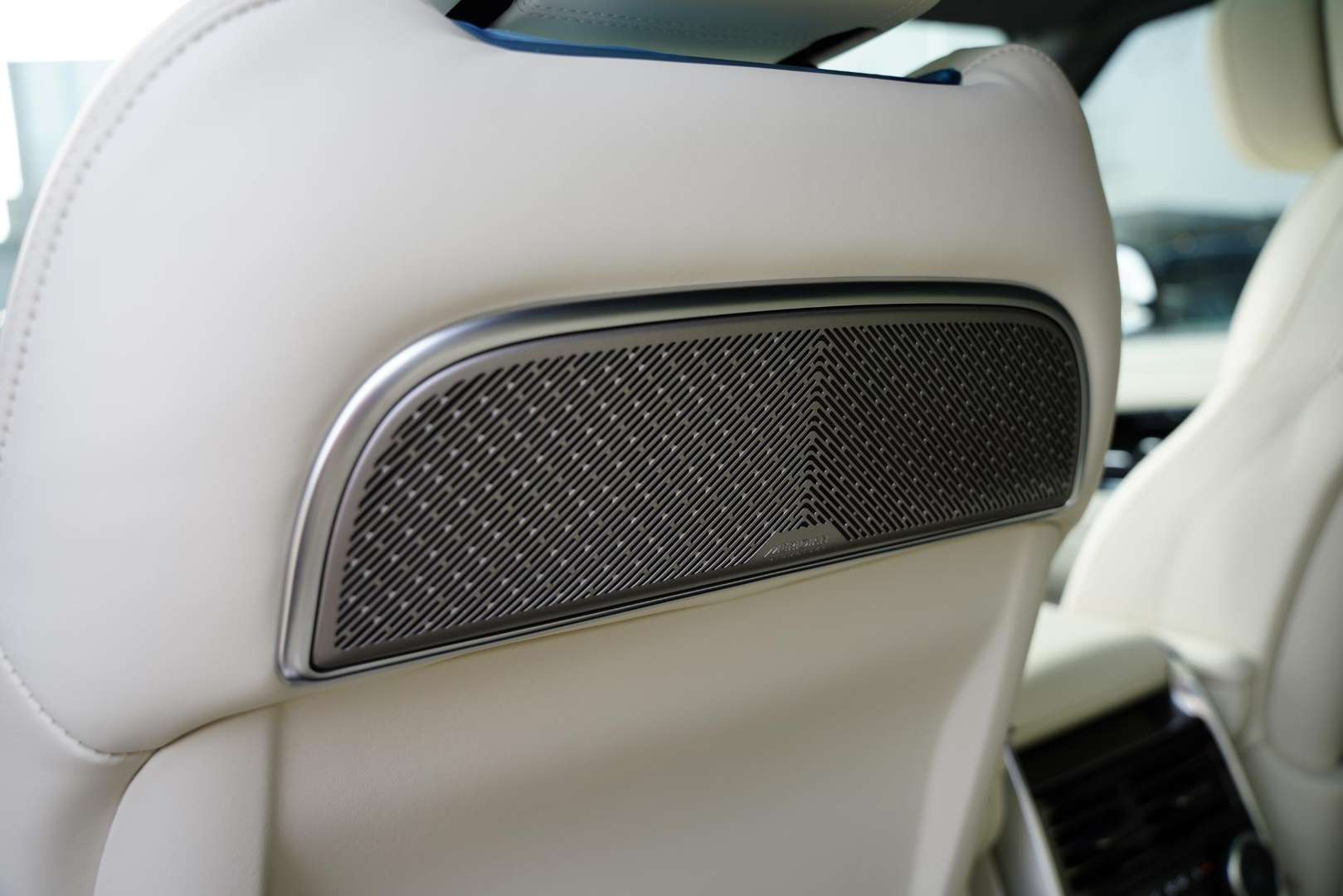 Land Rover Range Rover P550 E Autobiography - 2026 - Joinsteer - #32