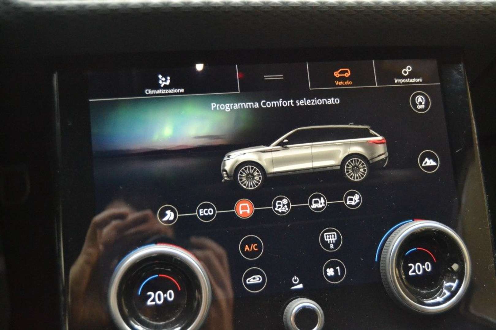 Land Rover Range Rover Velar R-Dynamic HSE 2.0D I4 180 CV - 2019 - Joinsteer - #20