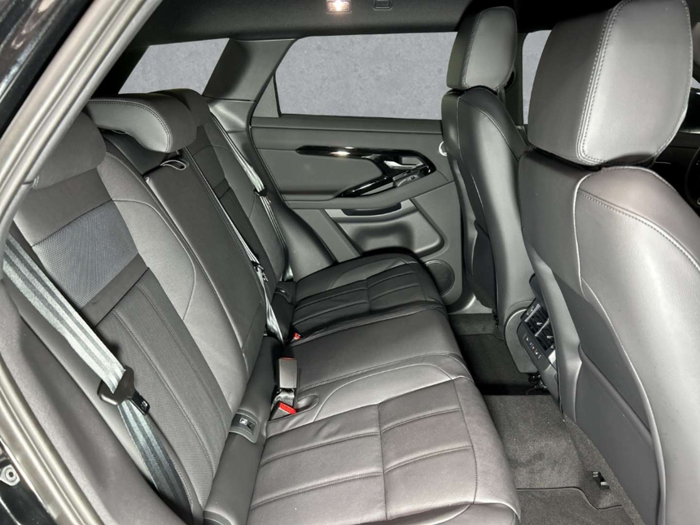 Land Rover Range Rover Evoque D200 Dynamic SE Winterpaket - 2026 - Joinsteer - #5