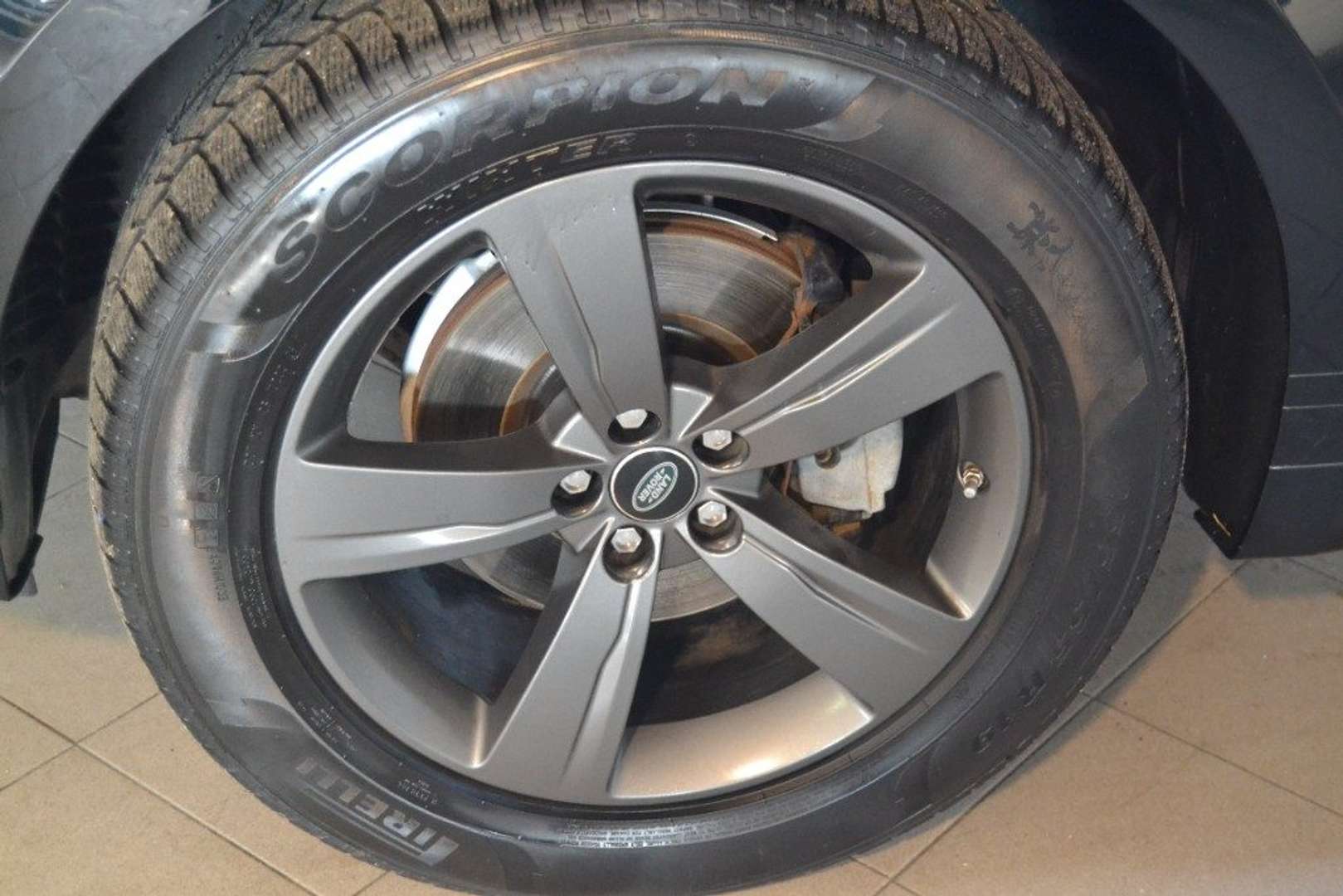 Land Rover Range Rover Velar R-Dynamic HSE 2.0D I4 180 CV - 2019 - Joinsteer - #24