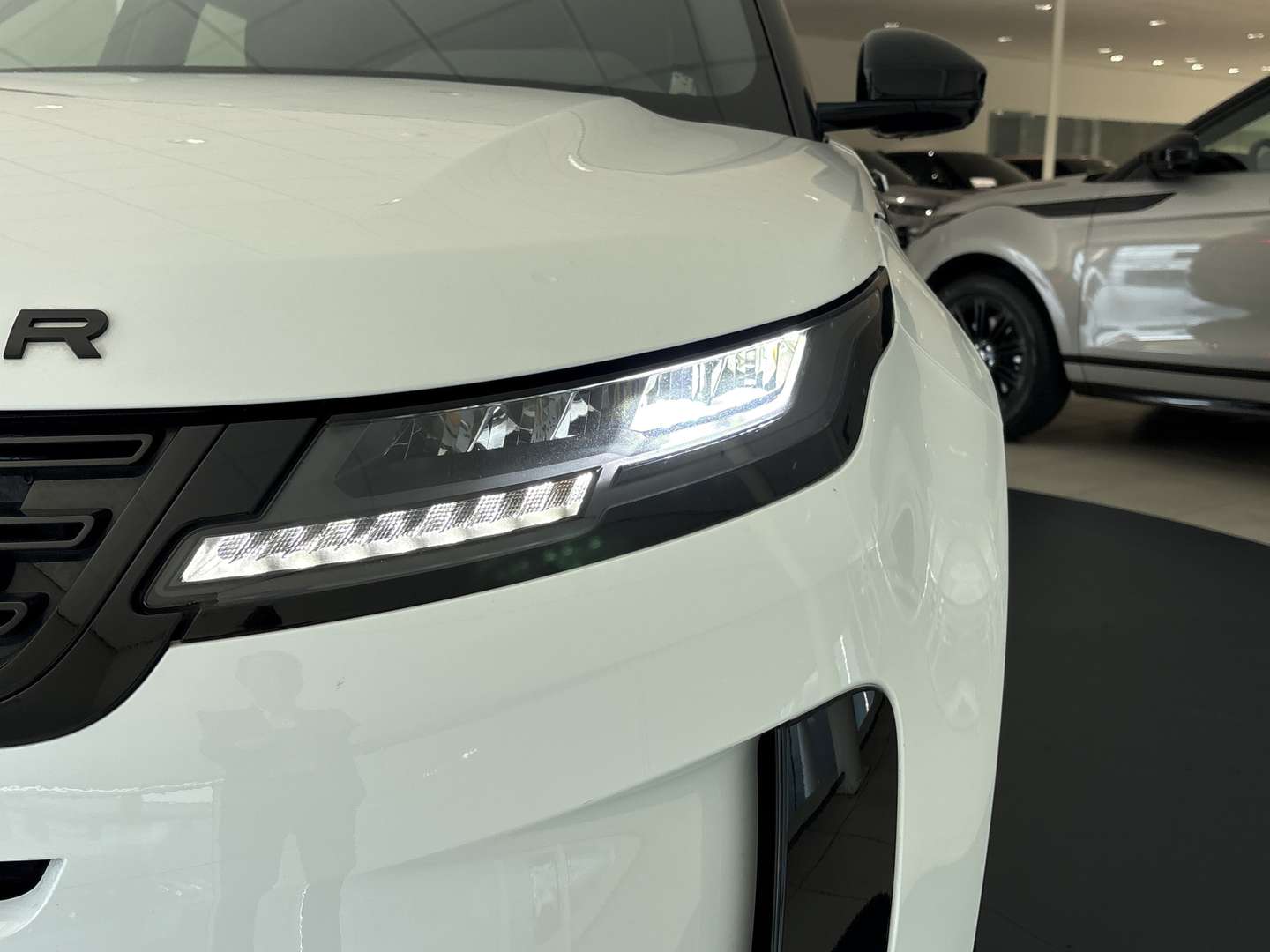 Land Rover Range Rover Evoque P270e PHEV AWD S Edition | Black Pack | Panorama - 2025 - Joinsteer - #49
