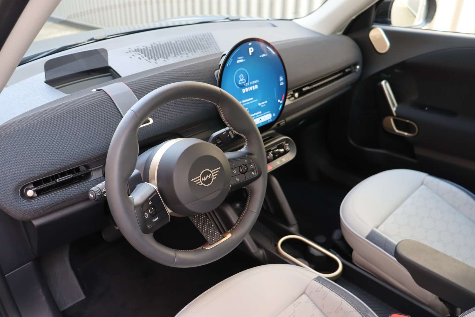 Mini Aceman Classic Cooper E - 2025 - Joinsteer - #12