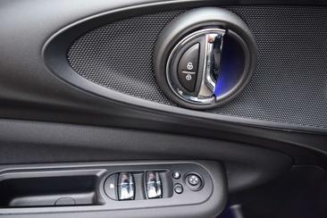 Mini Clubman ONE — photo 17