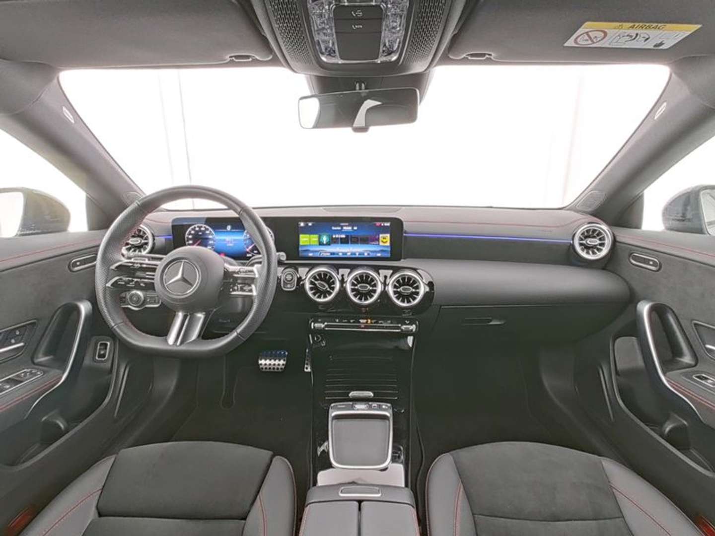 Mercedes CLA 200 Coupé 200 AMG Line - 2025 - Joinsteer - #3