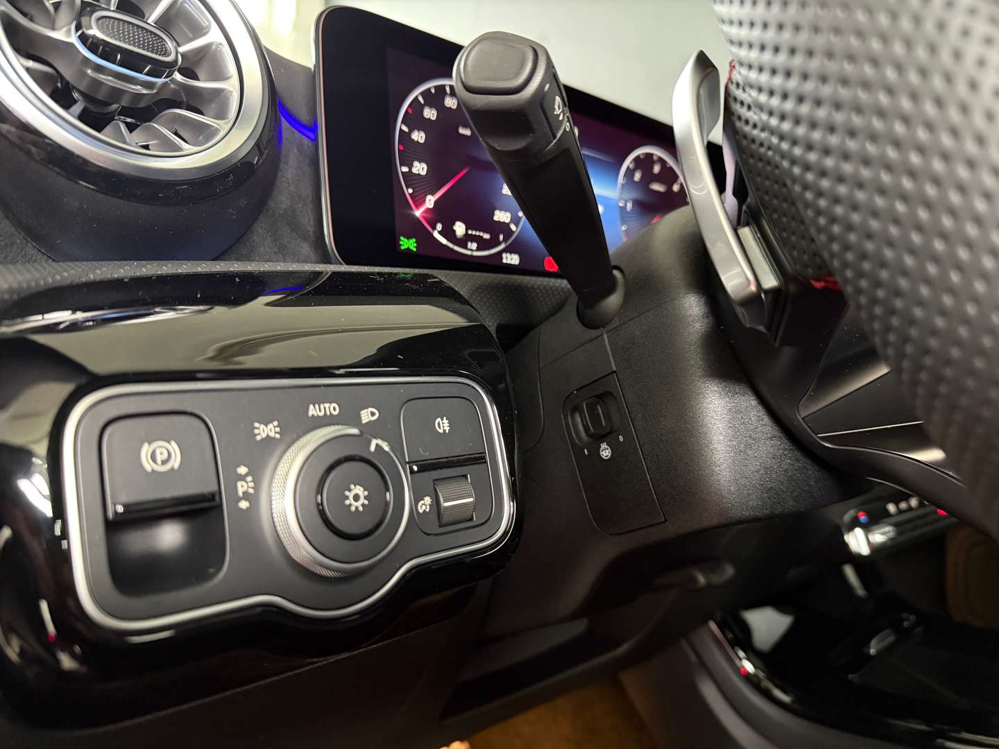 Mercedes CLA 180 AMG Line - 2025 - Joinsteer - #15