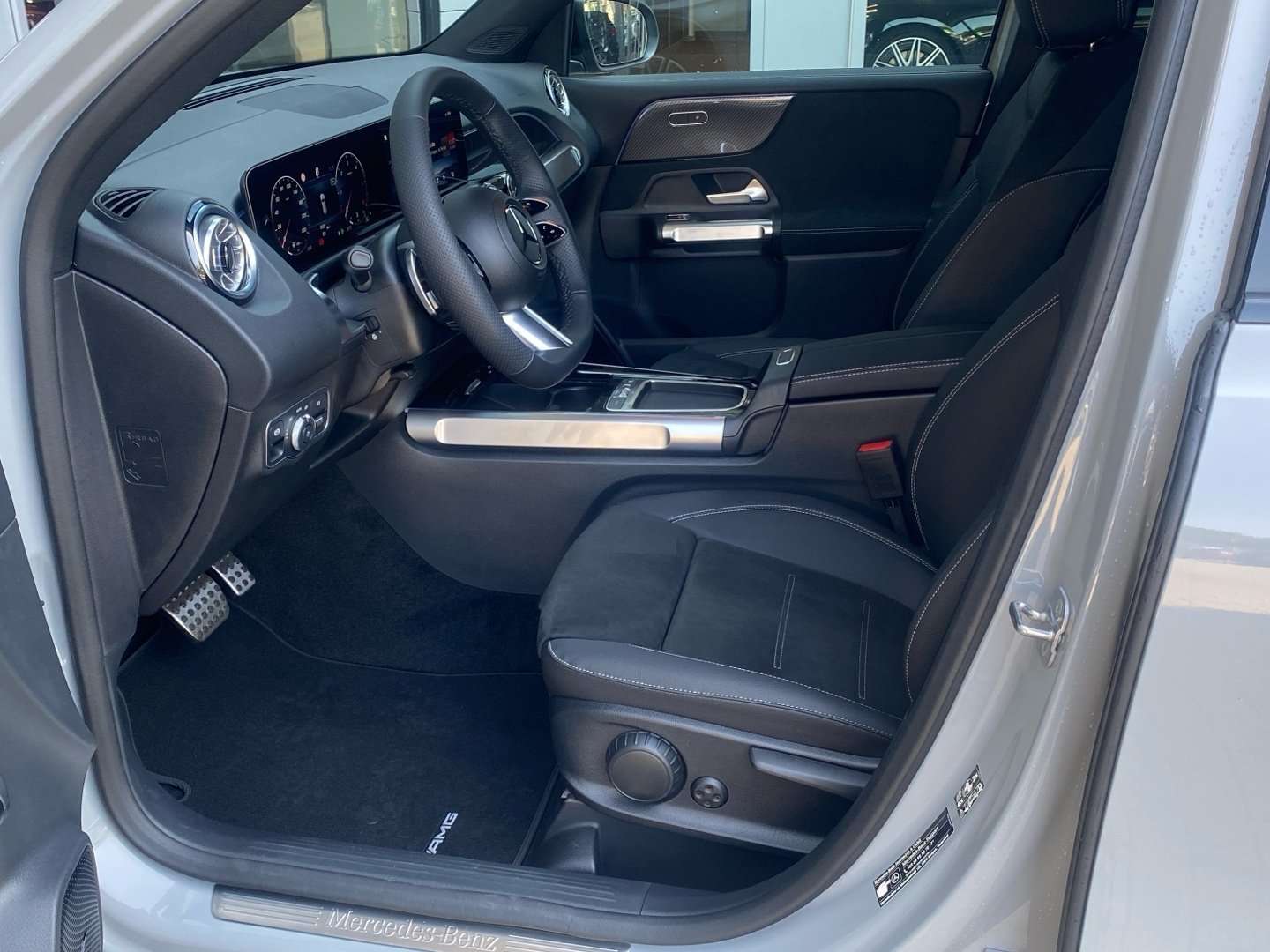 Mercedes GLB 200 AMG Line - 2025 - Joinsteer - #9