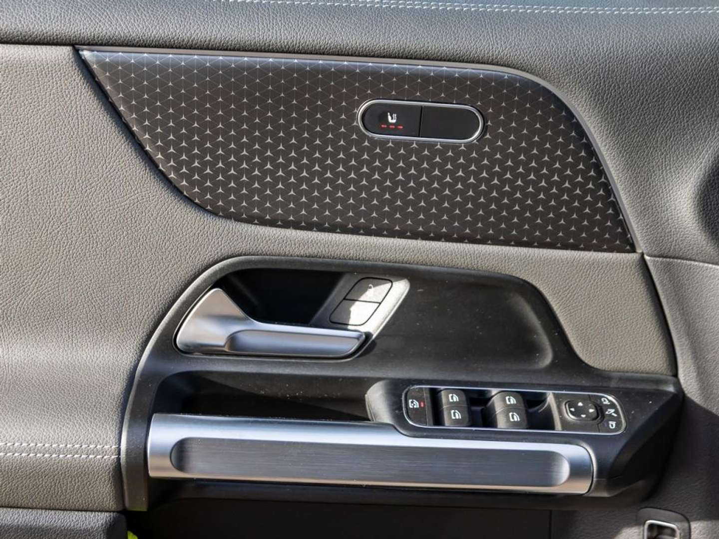 Mercedes EQB 250 ELECTRIC-ART - 2024 - Joinsteer - #14