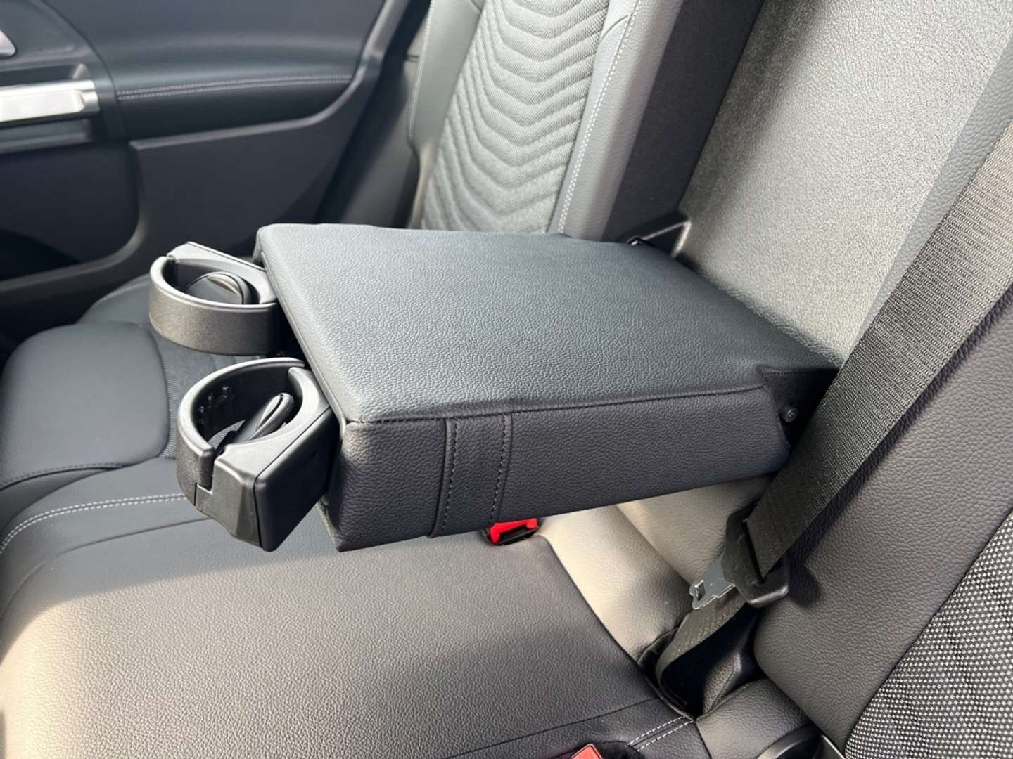 Mercedes GLB 200 Progressive - 2026 - Joinsteer - #27