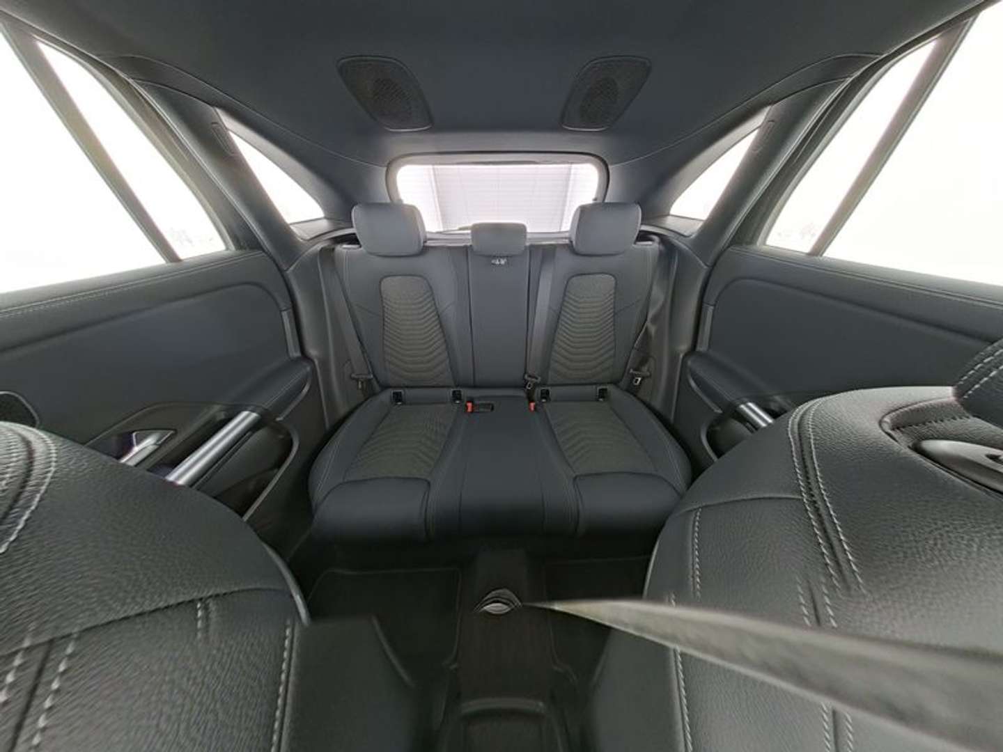 Mercedes GLA 200 - 2024 - Joinsteer - #3