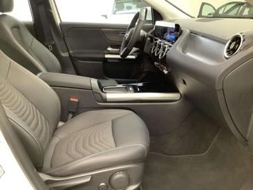 Mercedes GLA 200 Progressive — photo 6