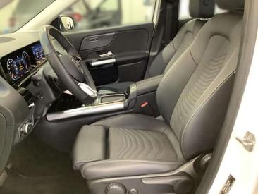 Mercedes GLA 200 Progressive — photo 8