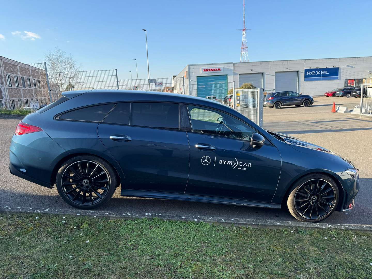 Mercedes CLA Shooting Break 200 AMG LINE - 2024 - Joinsteer - #4