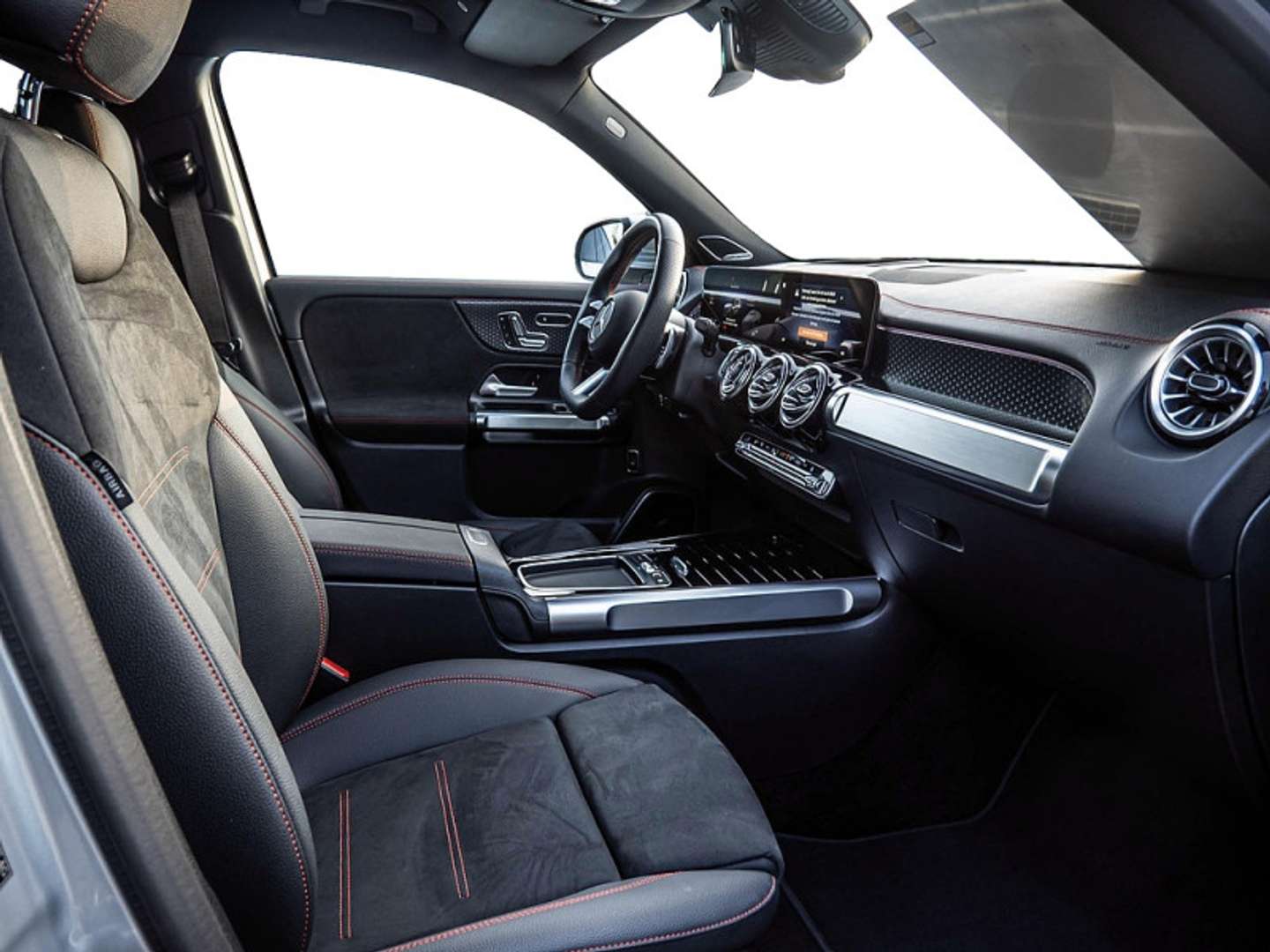 Mercedes EQB 250+ AMG Line - 2025 - Joinsteer - #4