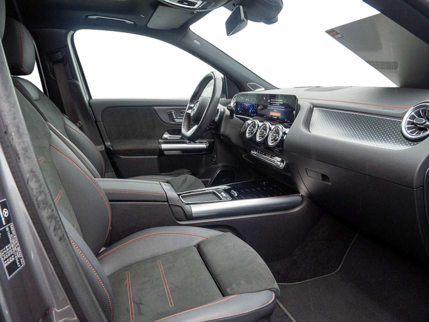 Mercedes EQA 300 Night Edition - 2024 - Joinsteer - #4