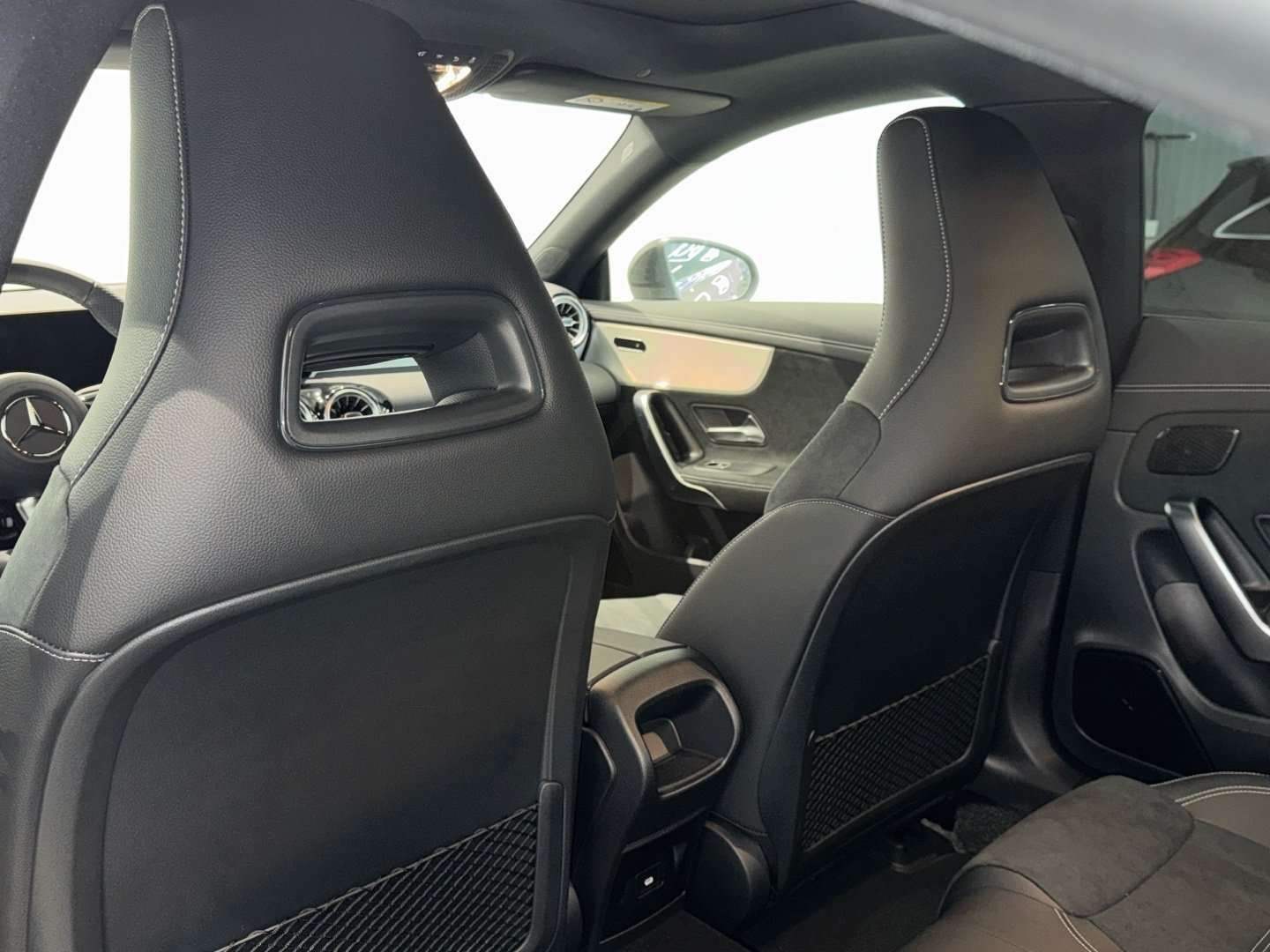 Mercedes CLA 200 Night Edition - 2026 - Joinsteer - #11