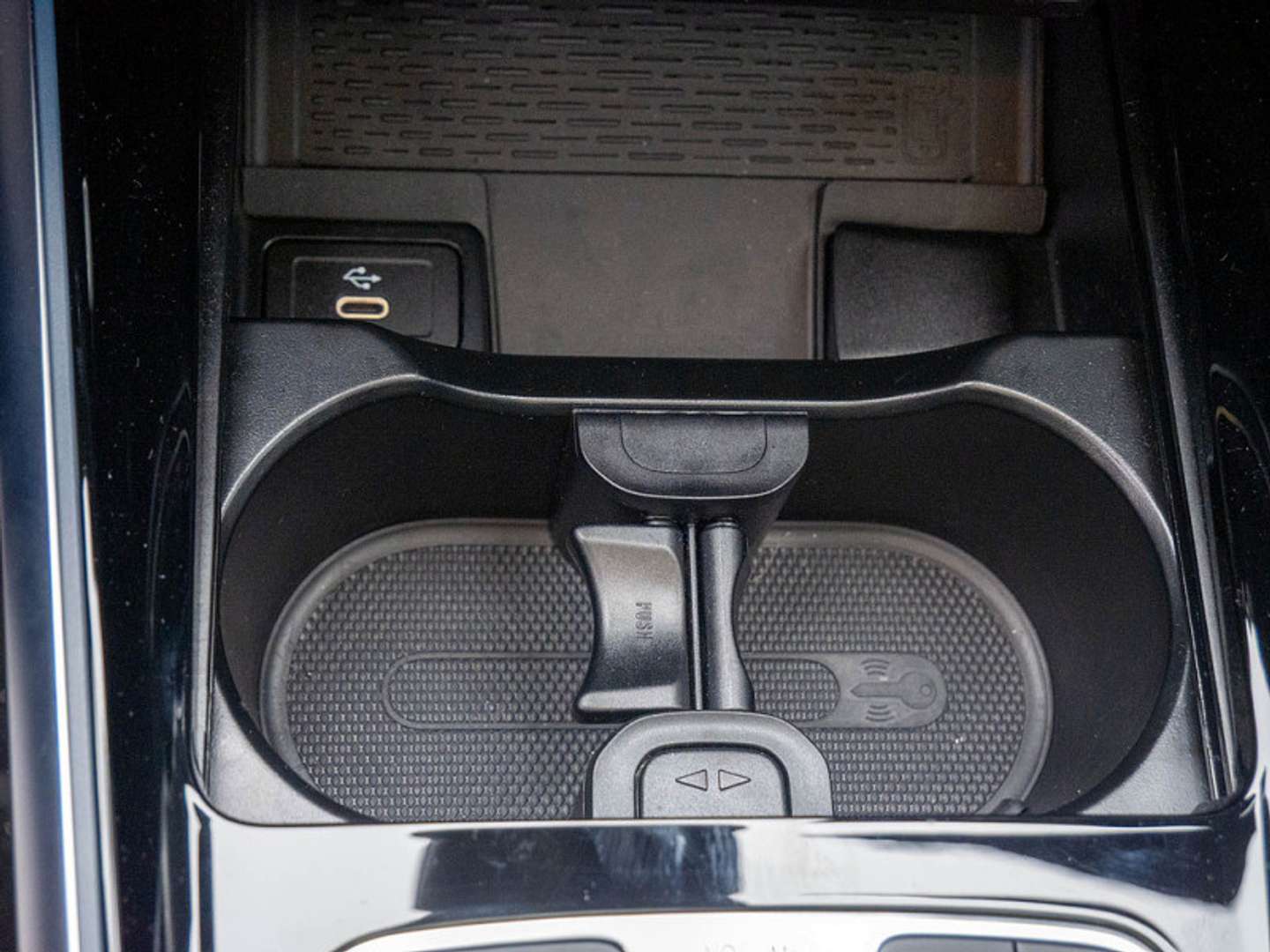 Mercedes EQB 350 AMG Line - 2024 - Joinsteer - #19