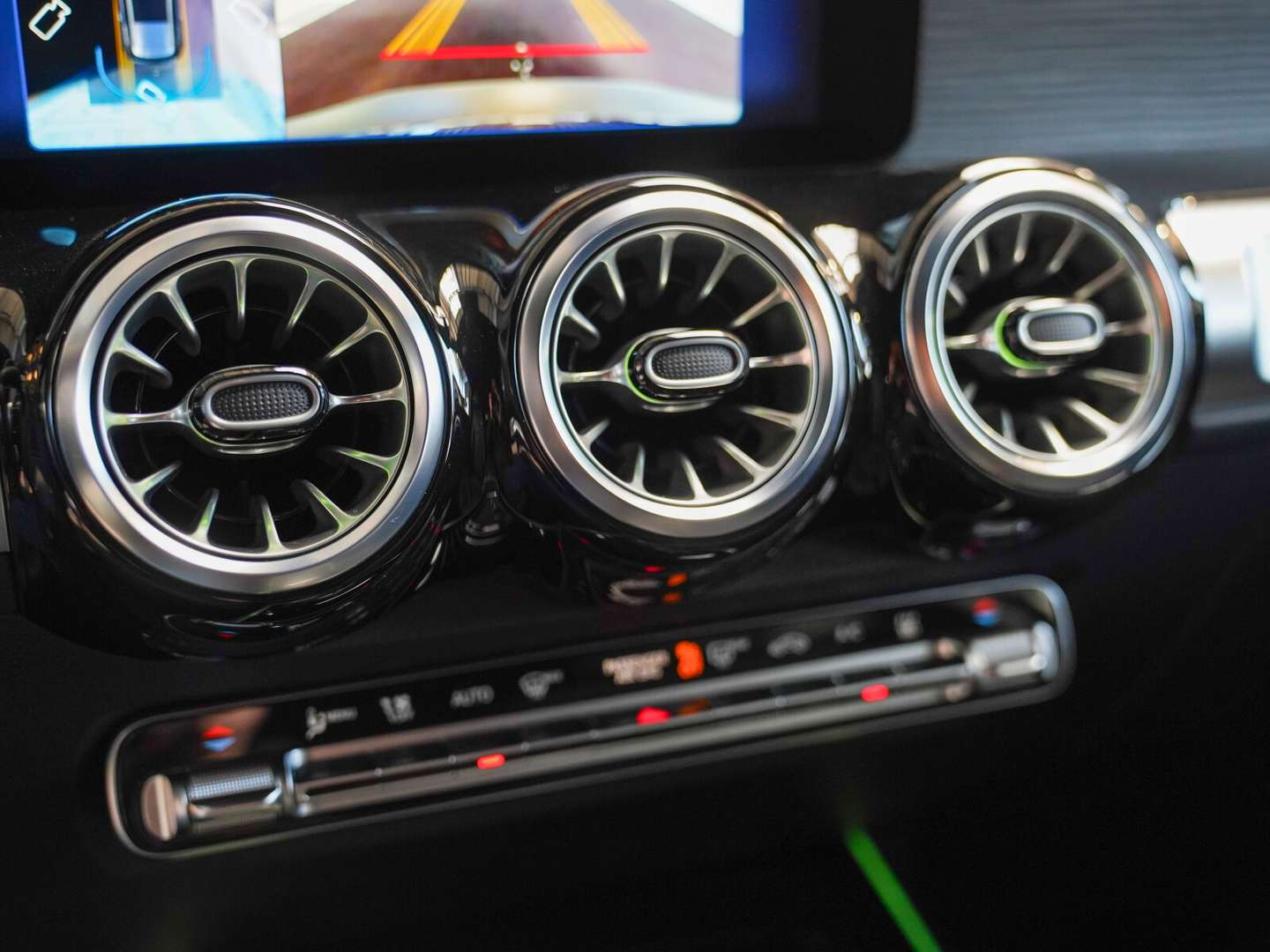 Mercedes EQB 350 AMG Line - 2025 - Joinsteer - #25