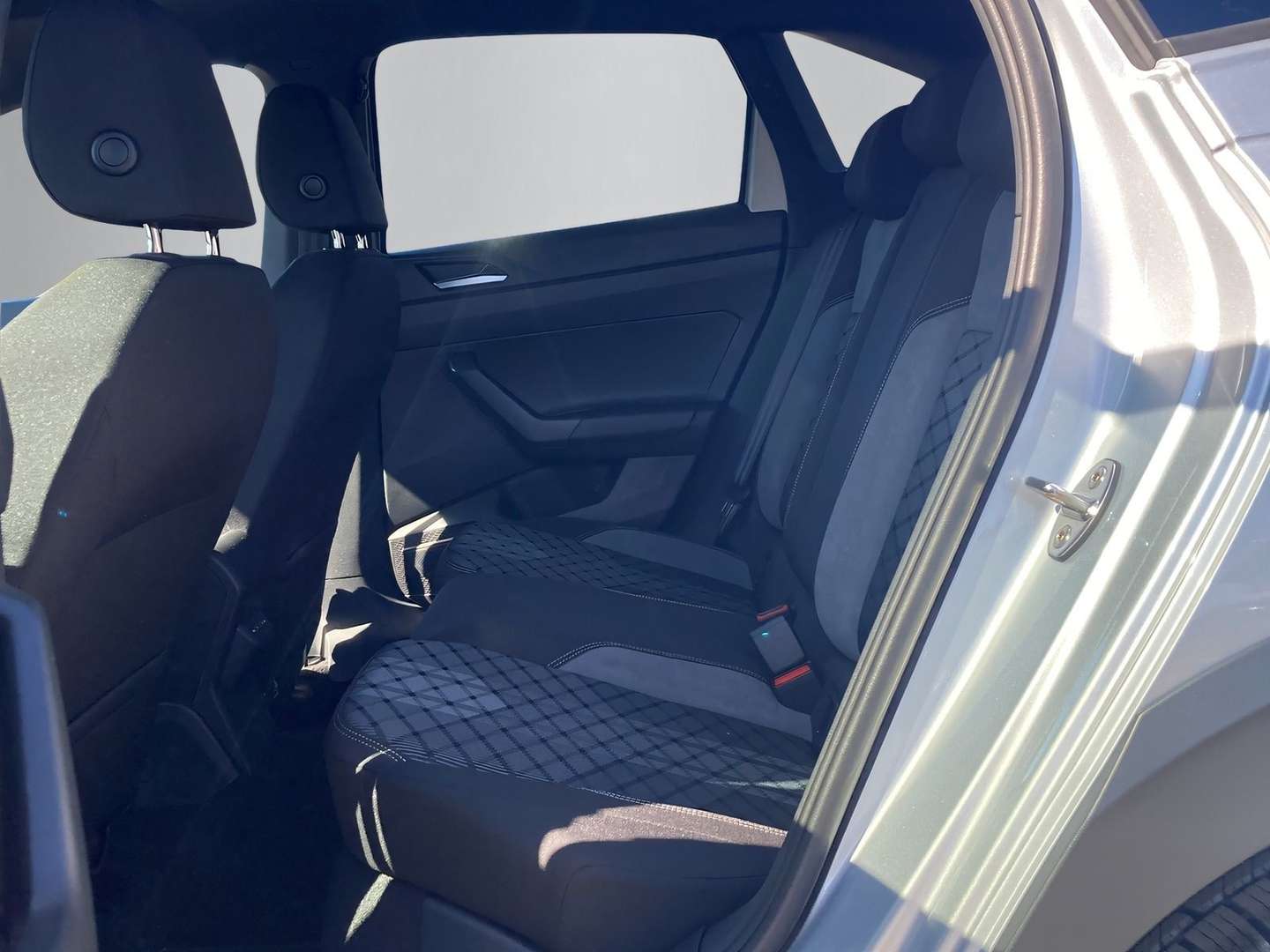 Volkswagen Taigo R-Line - 2025 - Joinsteer - #12