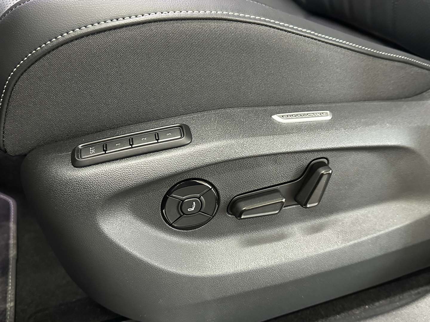 Volkswagen Tayron EHybrid R-Line Edition - 2026 - Joinsteer - #10