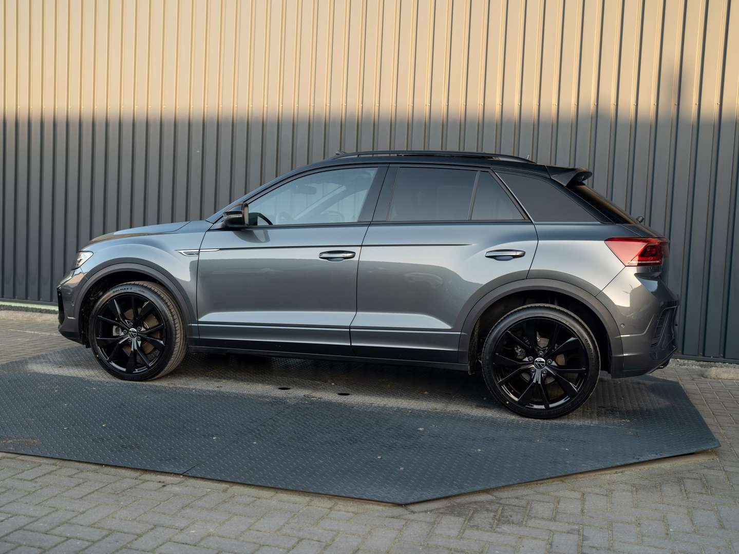 Volkswagen T-Roc R-Line - 2025 - Joinsteer - #2