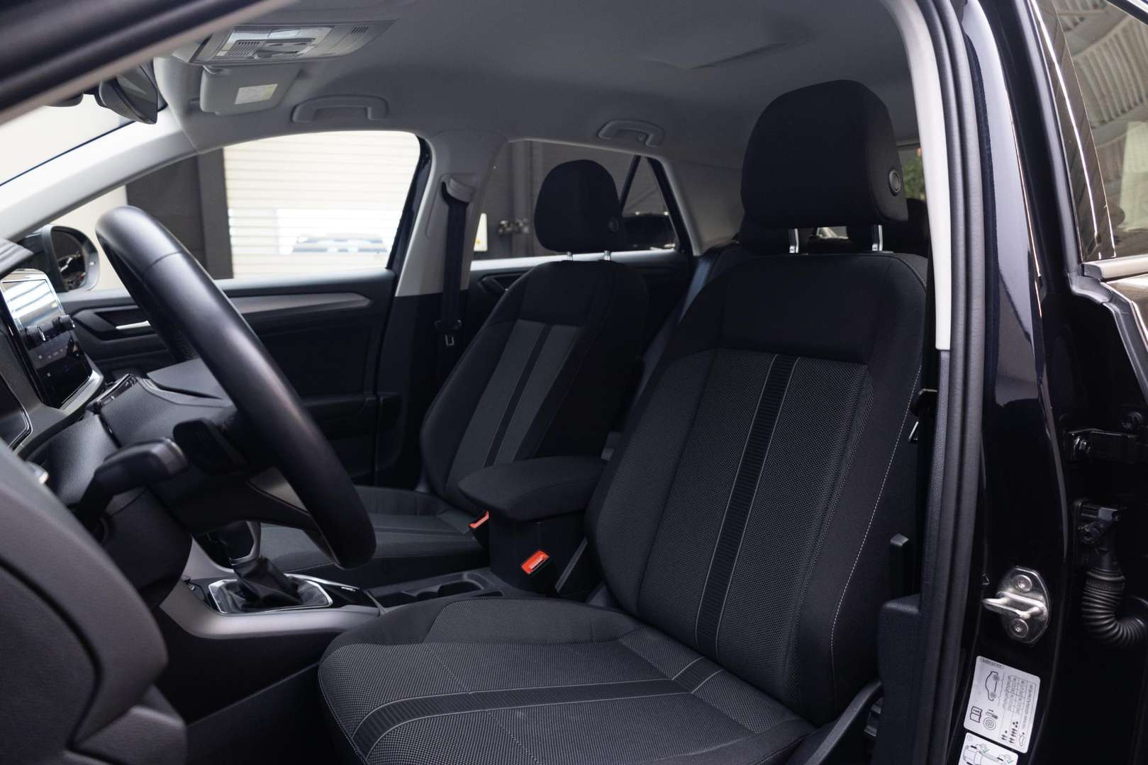 Volkswagen T-Roc TSI Life - 2023 - Joinsteer - #5