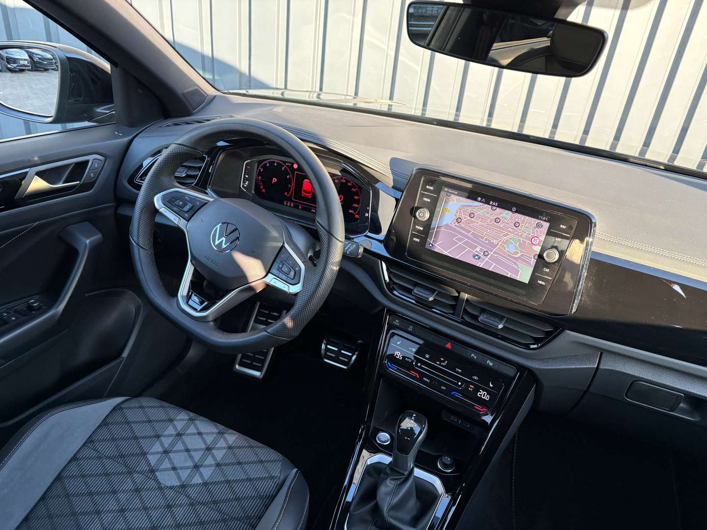 Volkswagen T-Roc R-Line - 2025 - Joinsteer - #6