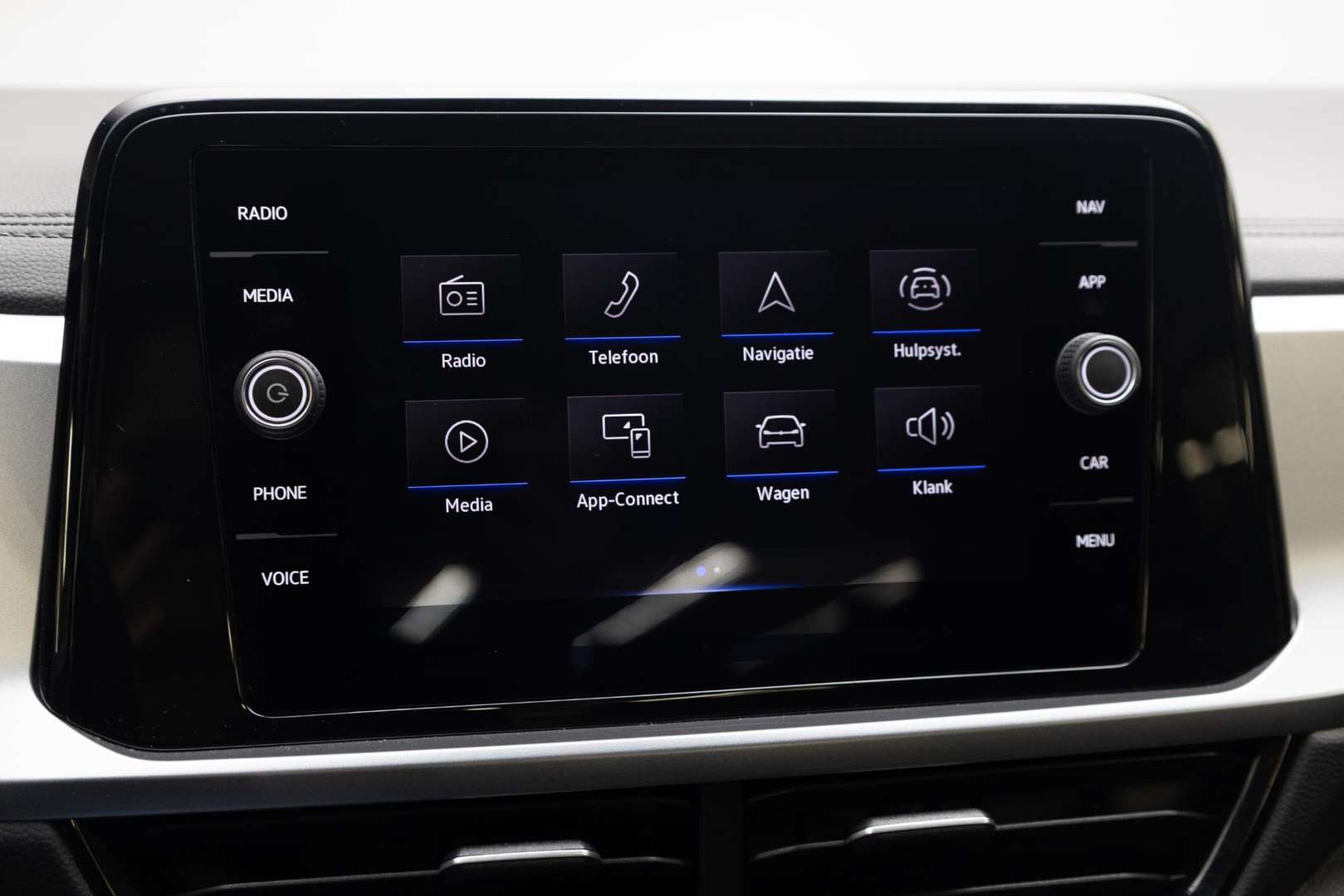 Volkswagen T-Roc TSI Life - 2023 - Joinsteer - #12