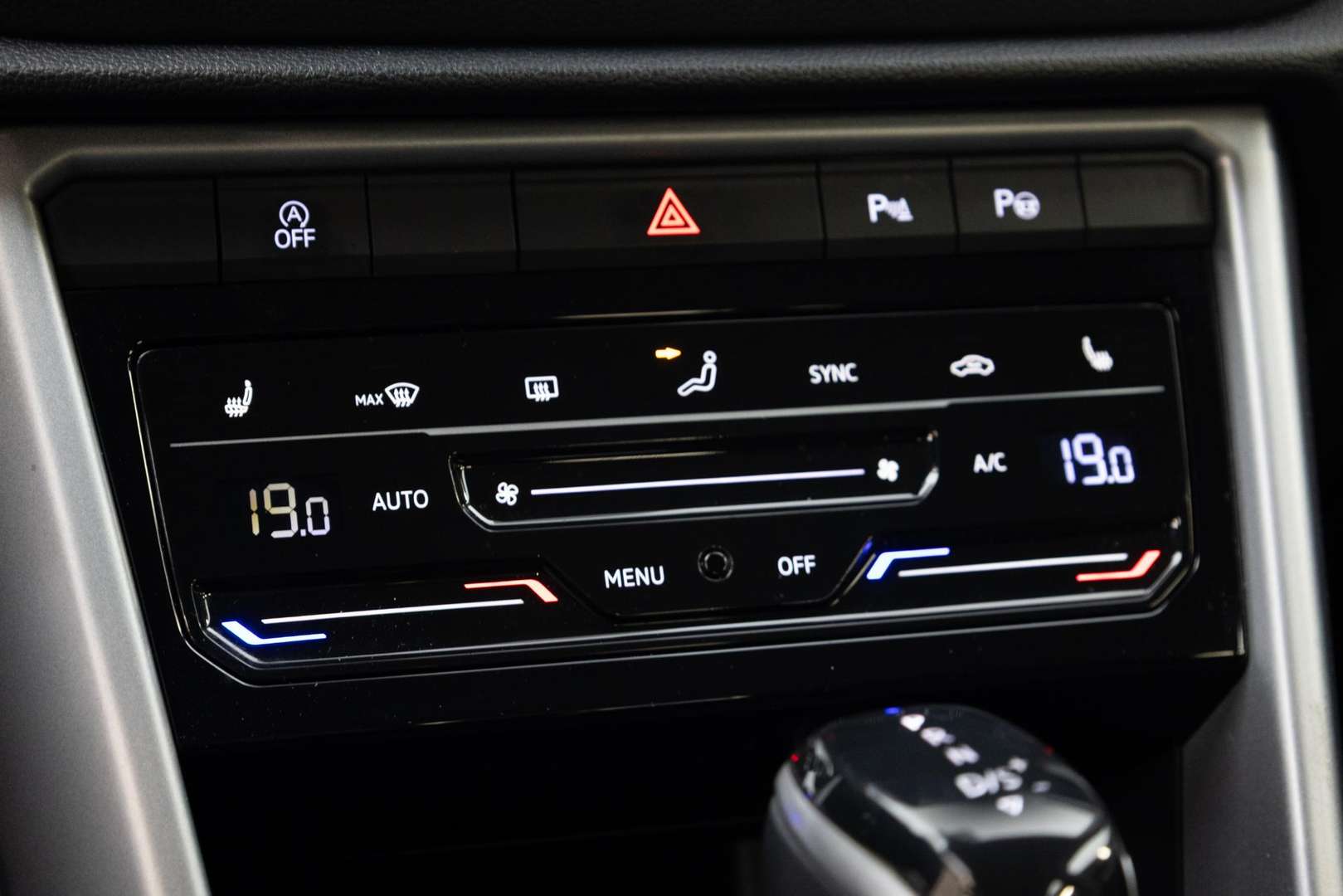 Volkswagen T-Roc TSI Life - 2023 - Joinsteer - #15