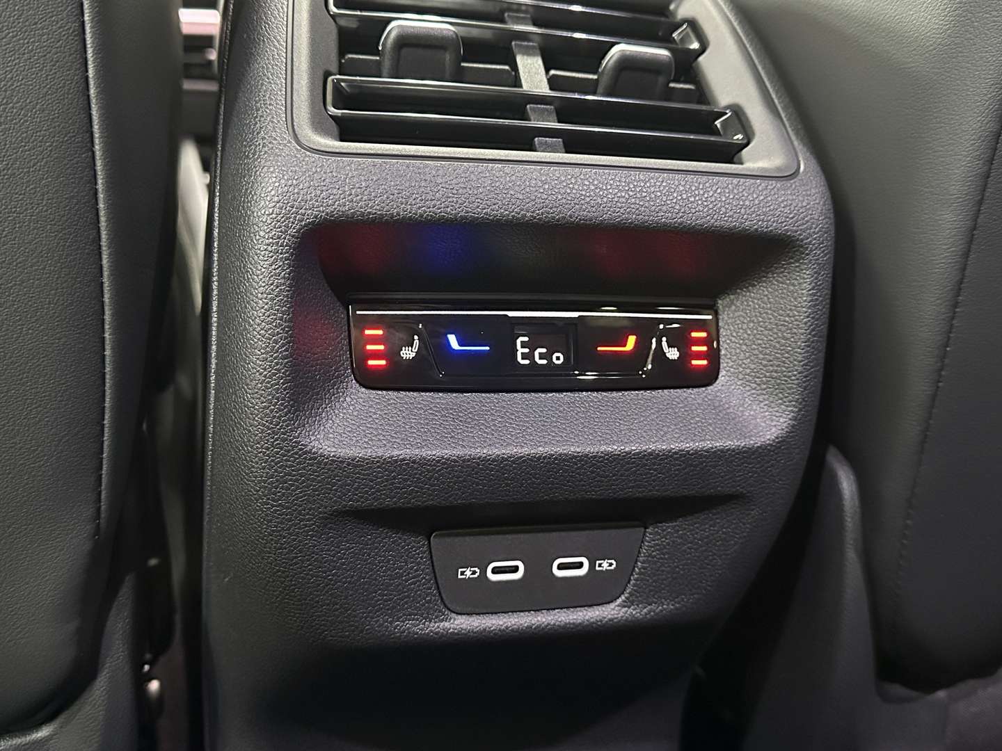 Volkswagen Tayron EHybrid R-Line Edition - 2026 - Joinsteer - #26