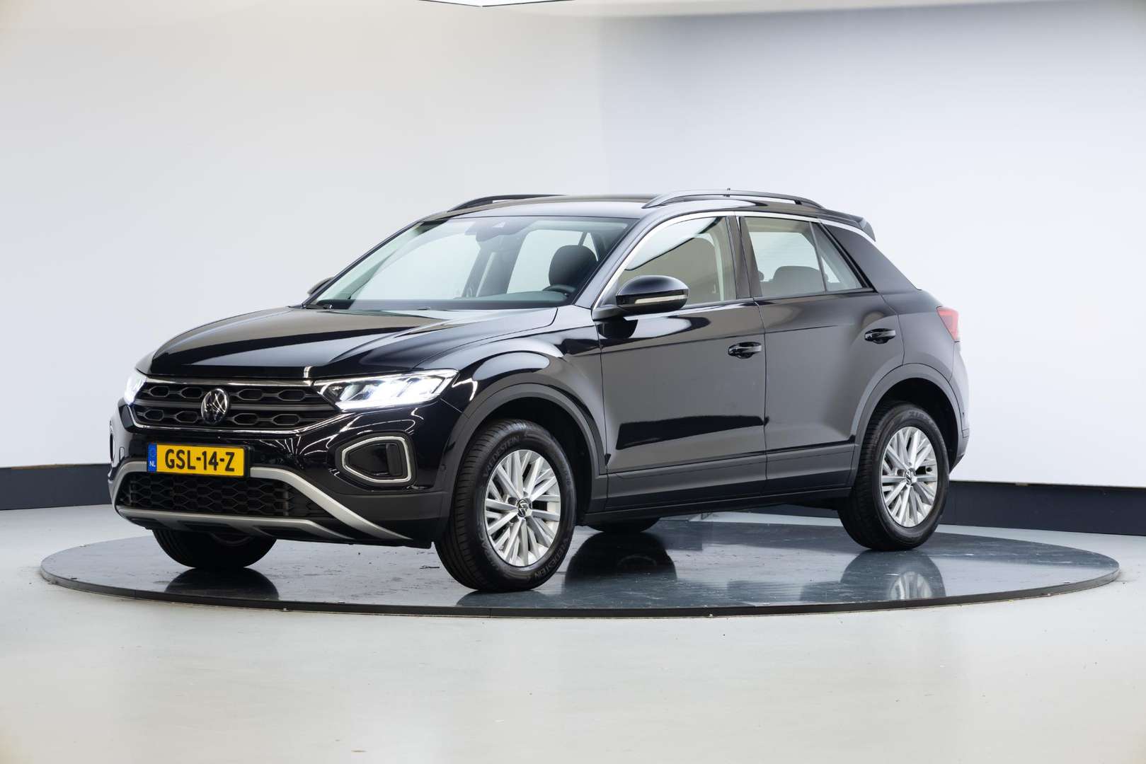 Volkswagen T-Roc TSI Life - 2023 - Joinsteer - #18