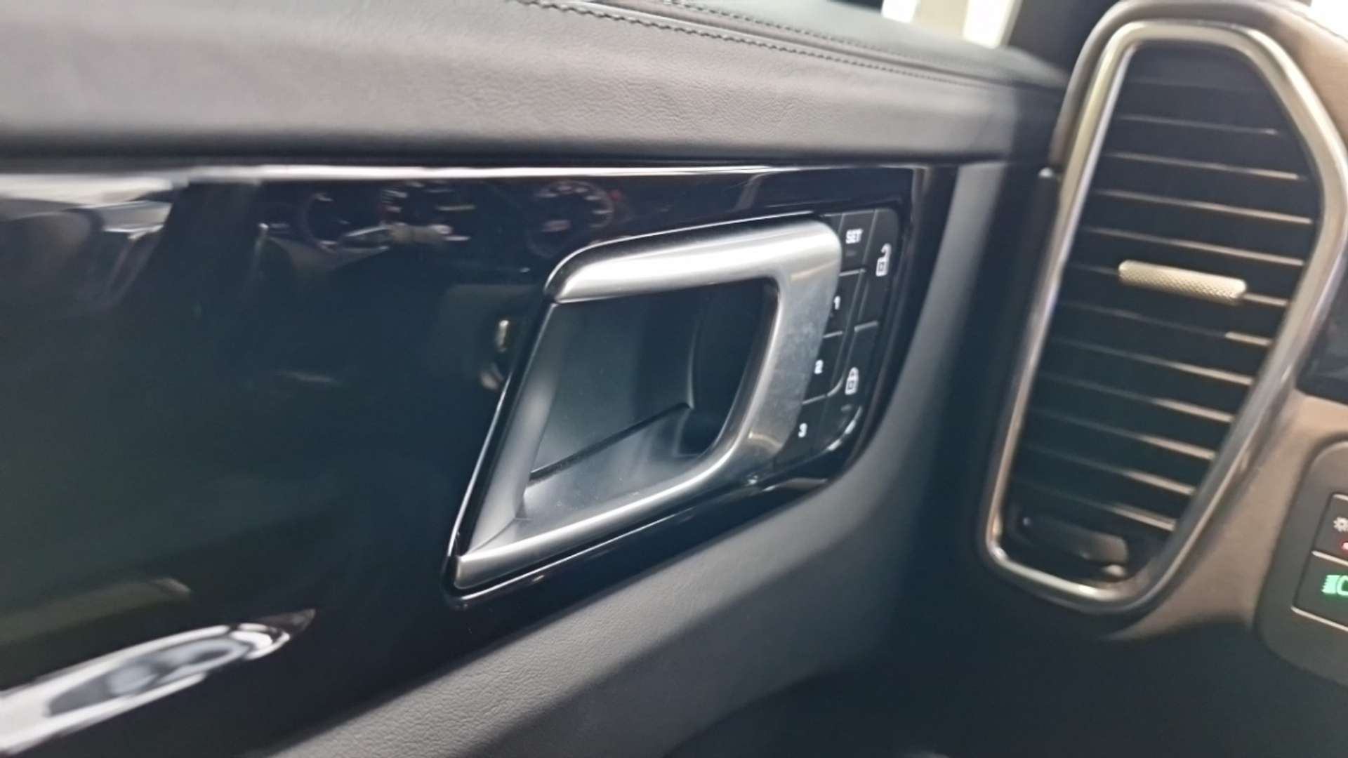 Porsche Cayenne III E-Hybrid - 2021 - Joinsteer - #12