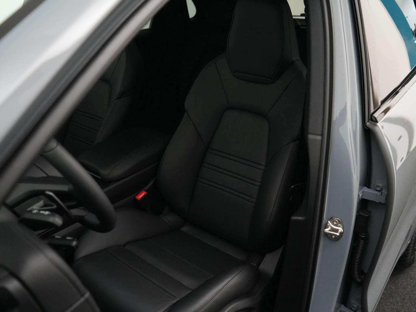 Porsche Cayenne III E-Hybrid Black Edition - 2026 - Joinsteer - #3