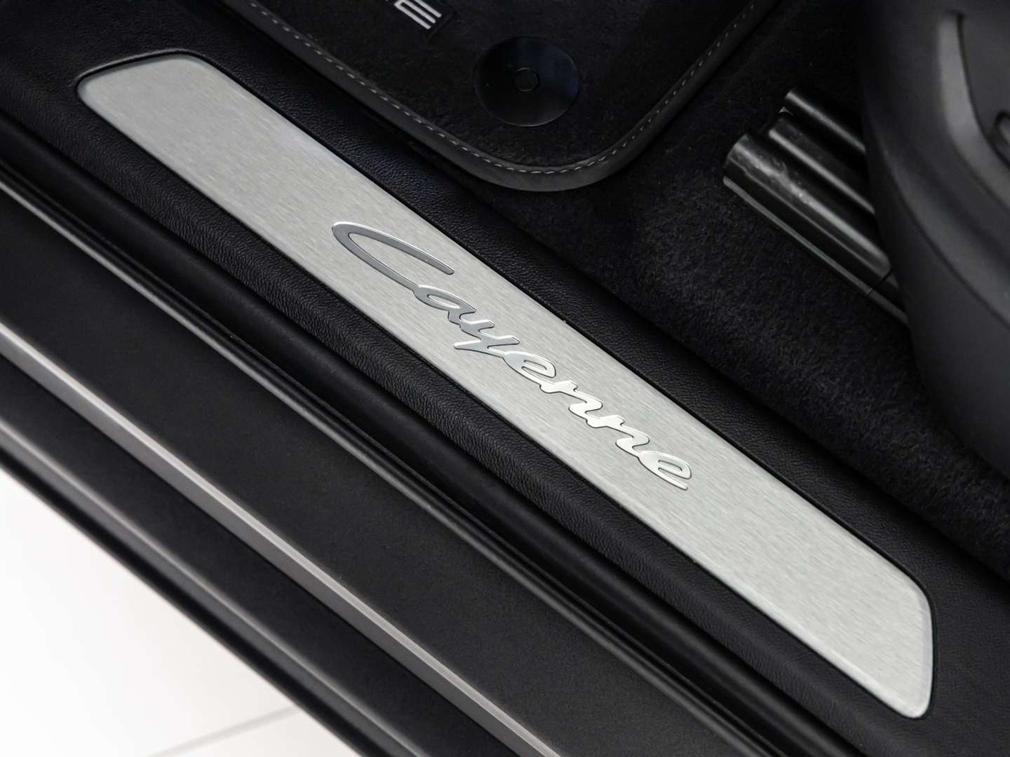 Porsche Cayenne III E-Hybrid - 2024 - Joinsteer - #11