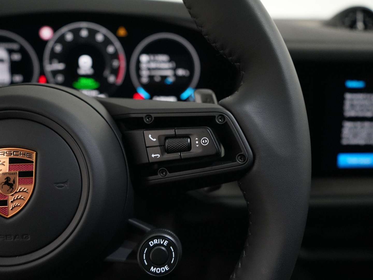 Porsche Cayenne III E-Hybrid Black Edition - 2026 - Joinsteer - #6