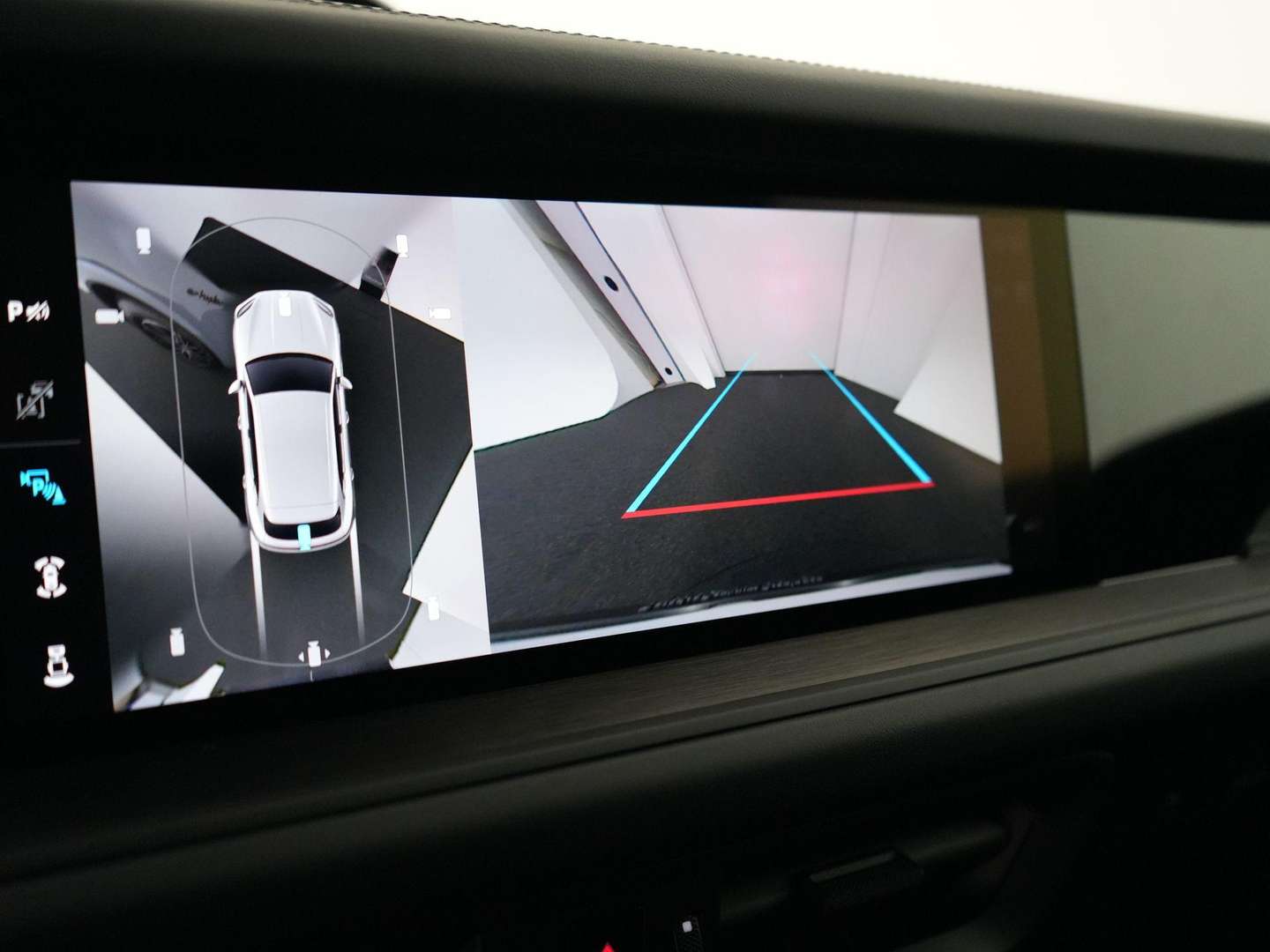 Porsche Cayenne III E-Hybrid Black Edition - 2026 - Joinsteer - #18