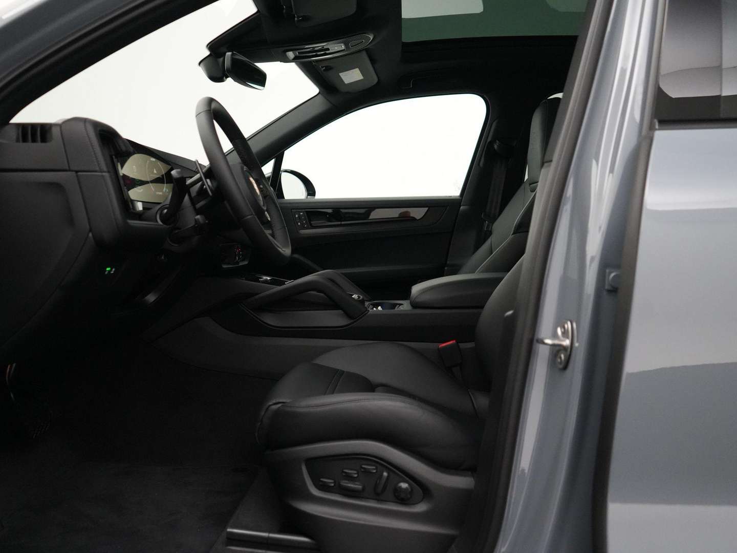 Porsche Cayenne III E-Hybrid Black Edition - 2026 - Joinsteer - #27