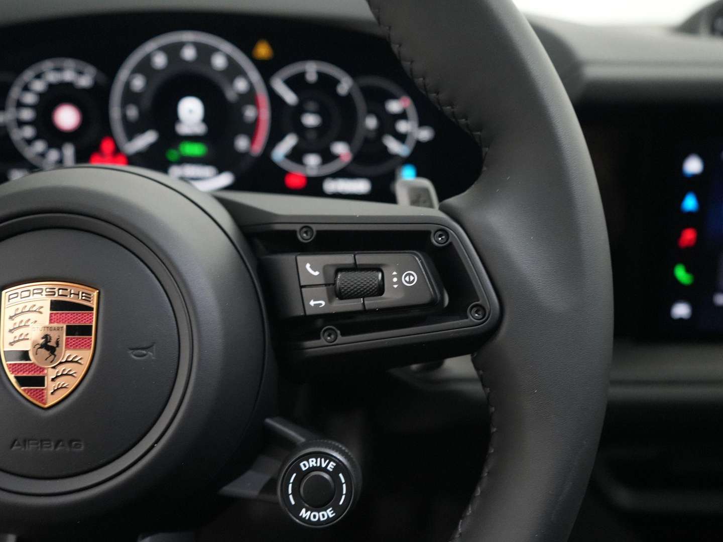 Porsche Cayenne III E-Hybrid Black Edition - 2026 - Joinsteer - #6