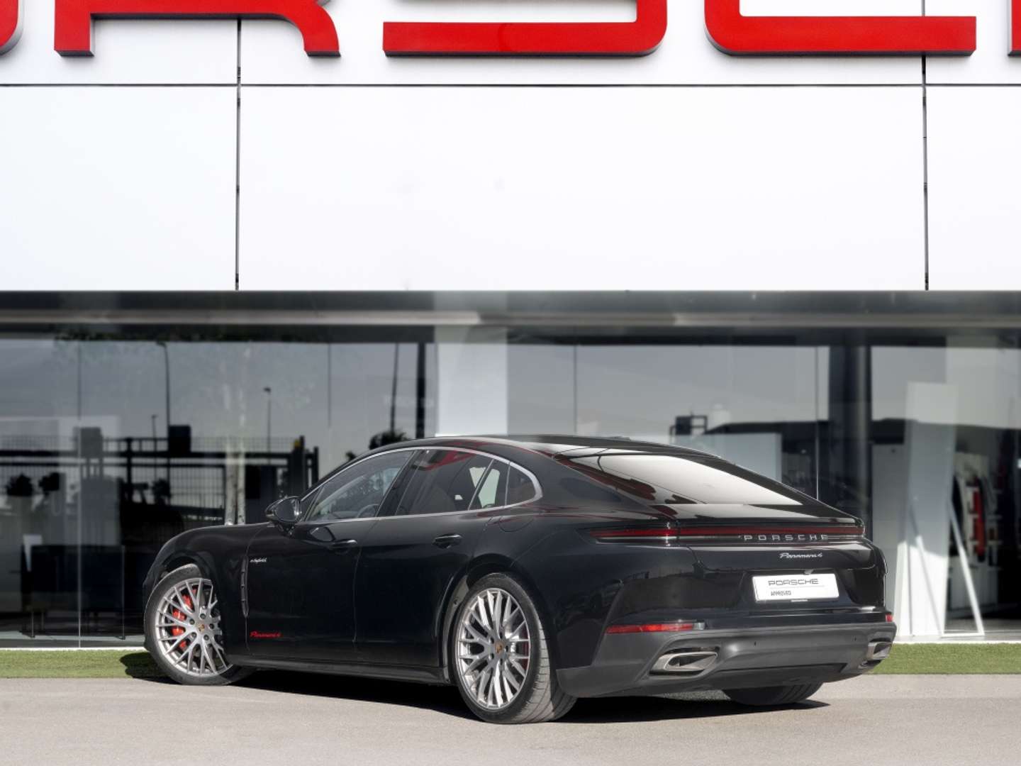 Porsche Panamera II E-Hybrid - 2025 - Joinsteer - #3